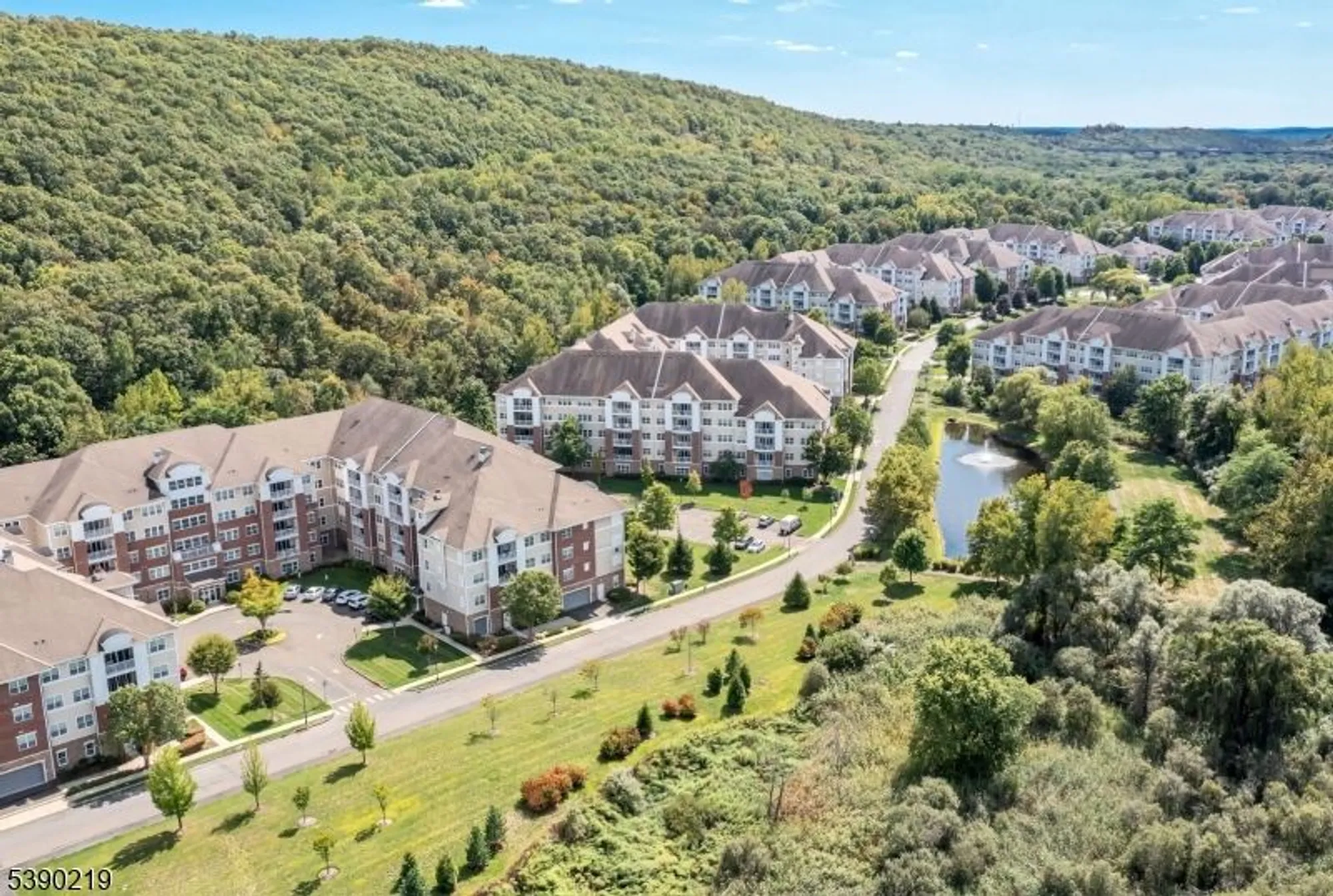 Property Slideshow image 27 of 28 | 9116 warrens way # 116, Wanaque, NJ, 07465