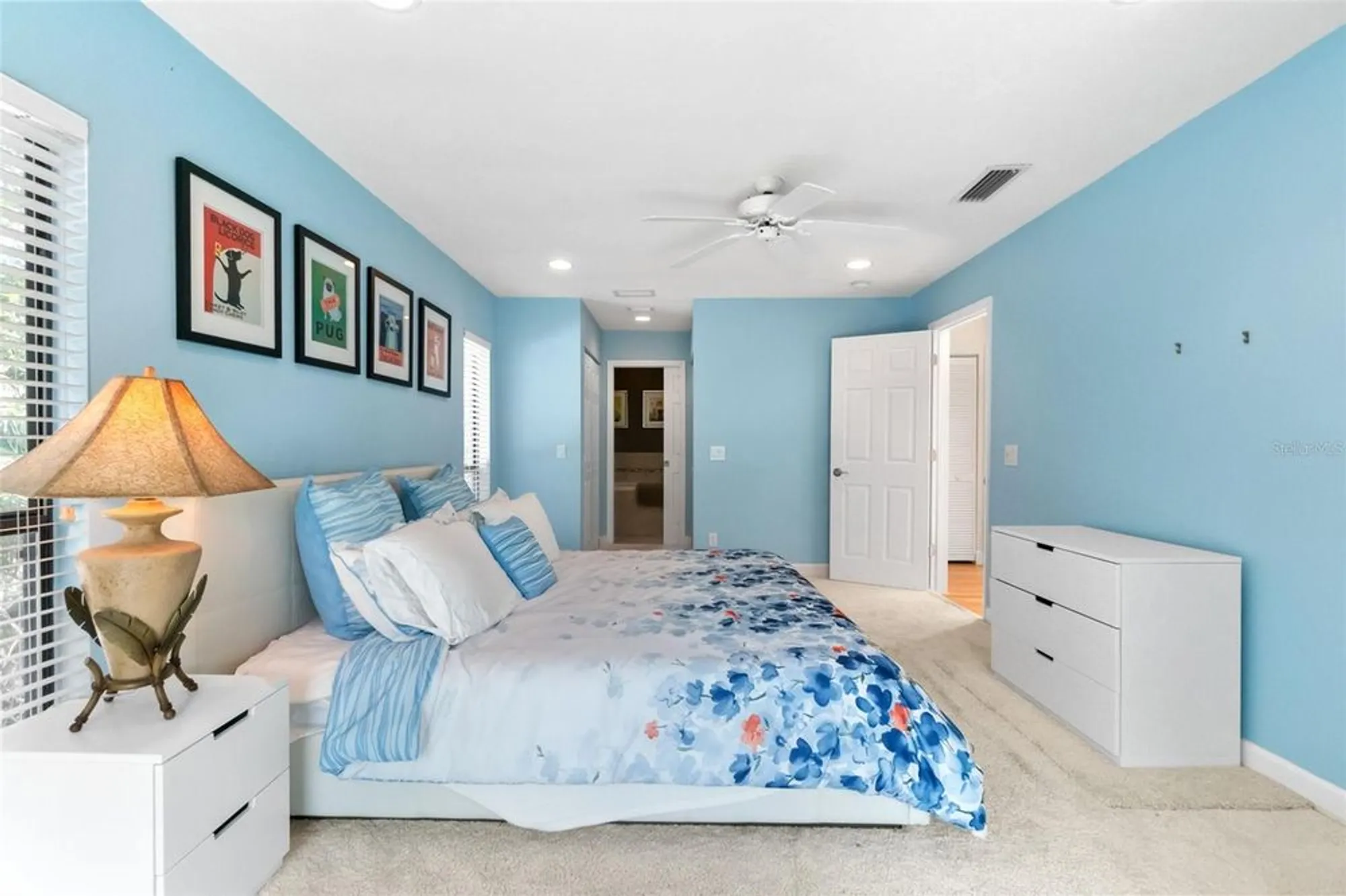 Property Slideshow image 42 of 69 | 1347 landings dr 6, Sarasota, FL, 34231