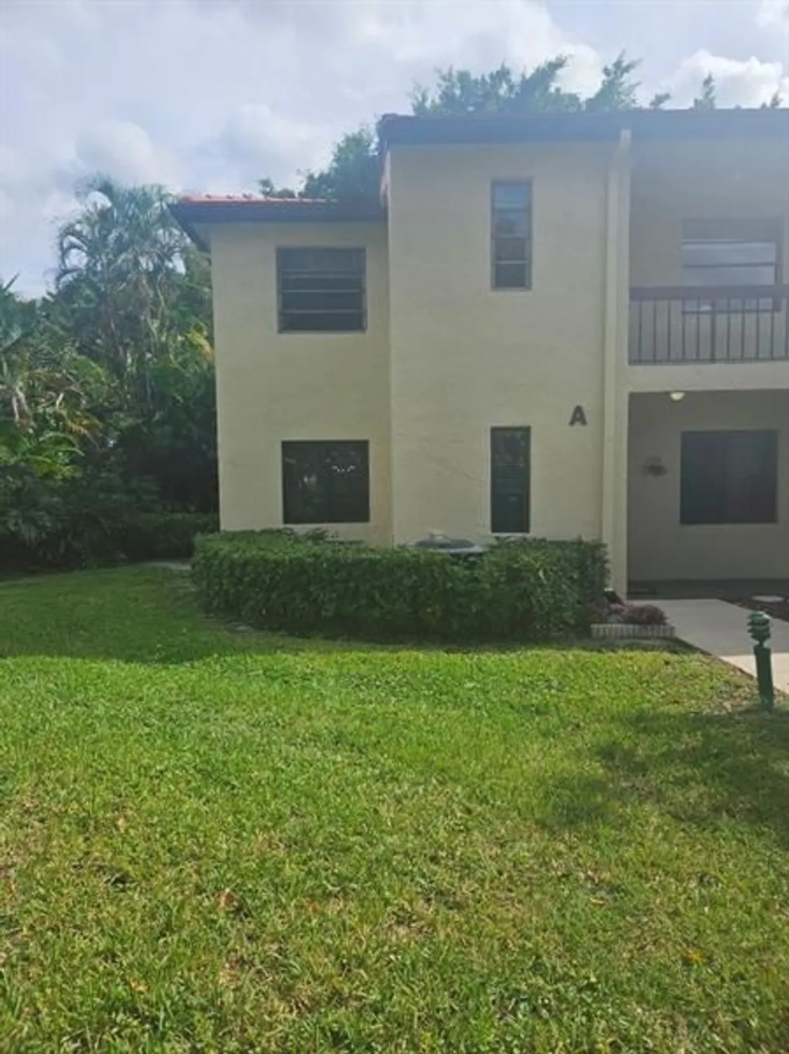 Property Slideshow image 2 of 3 | 8310 casa del lago apt 1a, Boca Raton, FL, 33433