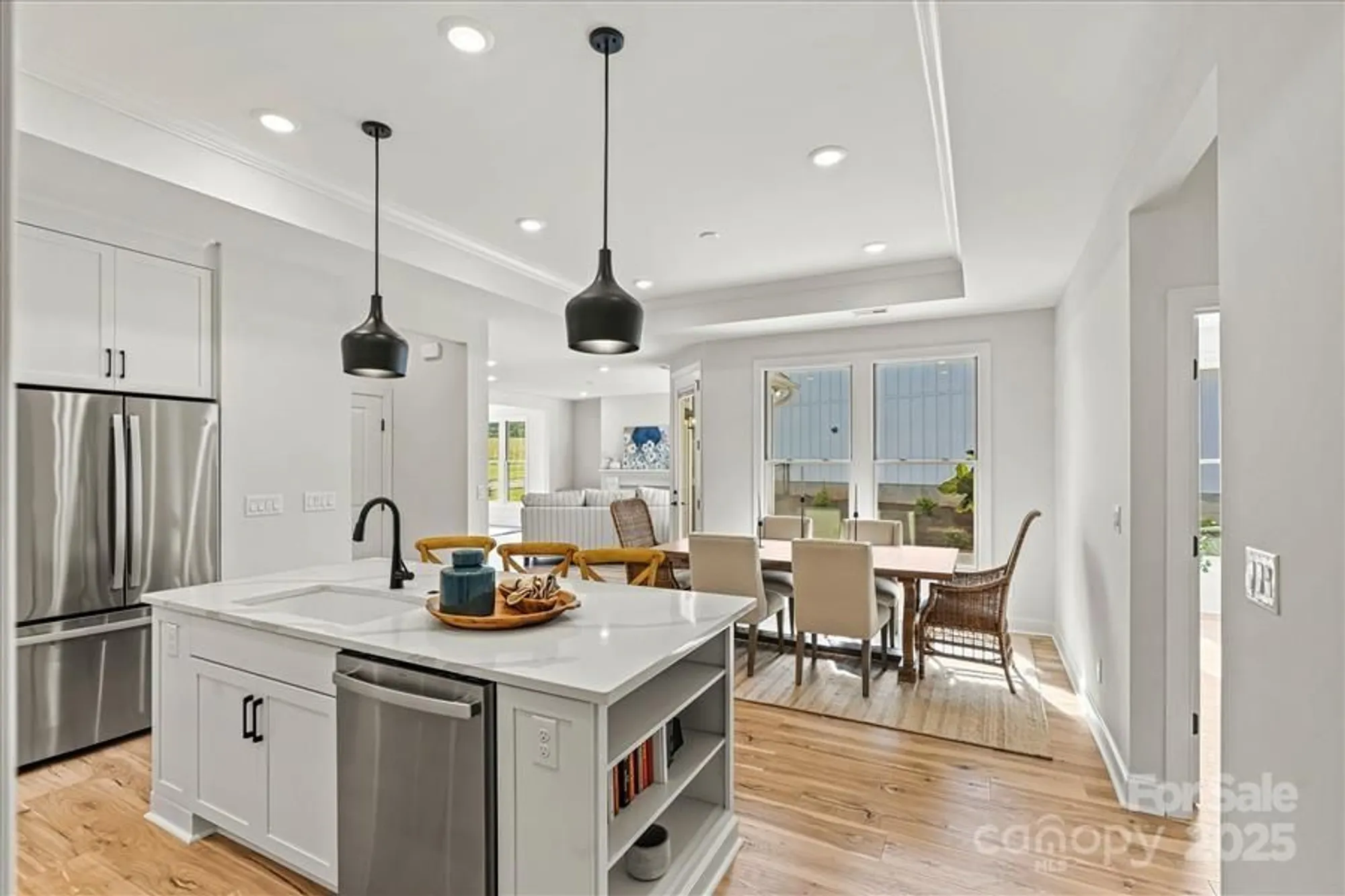 Property Slideshow image 18 of 34 | 114 alenda lux cir # 3, Mooresville, NC, 28115