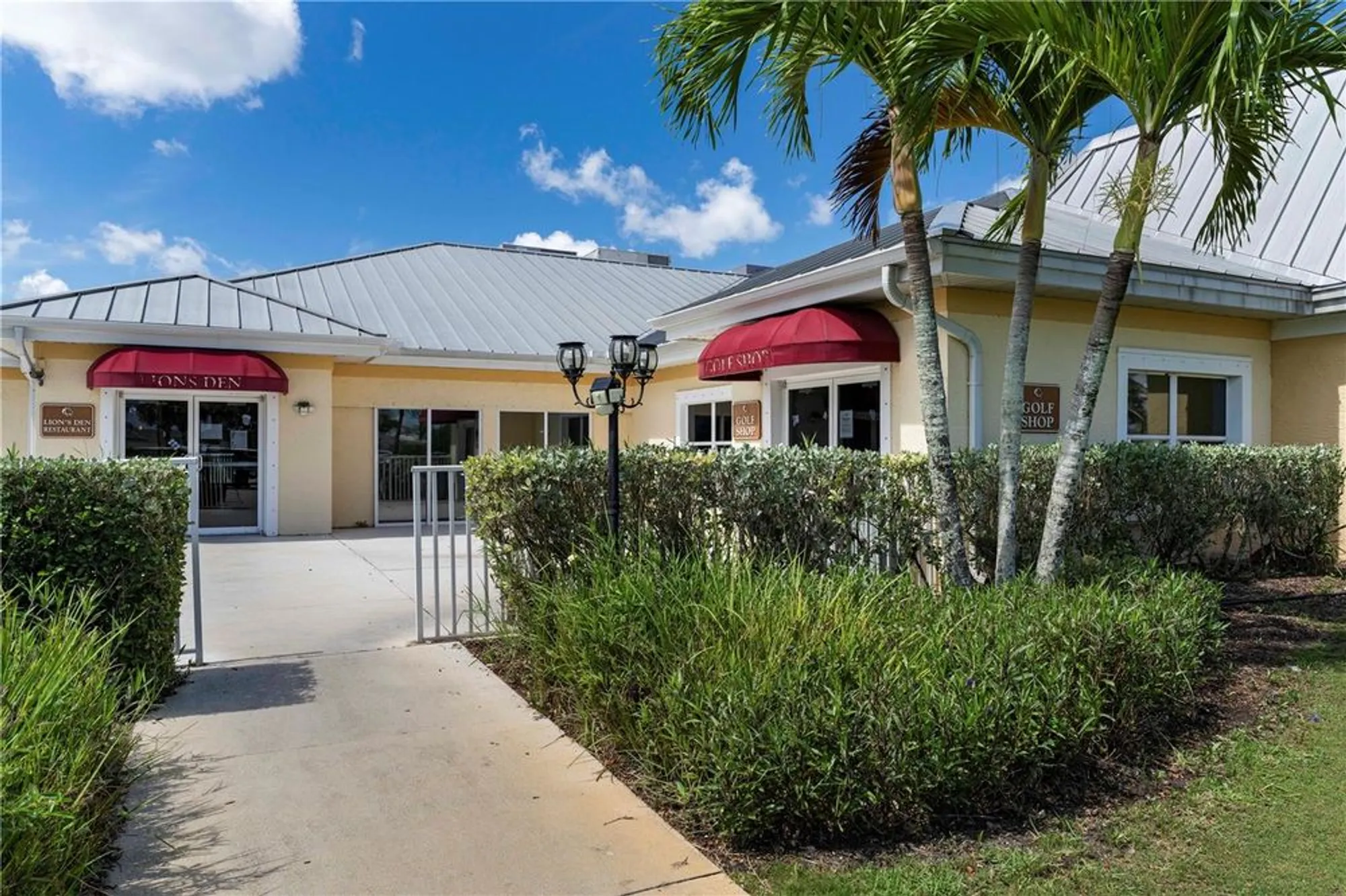Property Slideshow image 57 of 64 | 1676 palace ct, Punta Gorda, FL, 33980