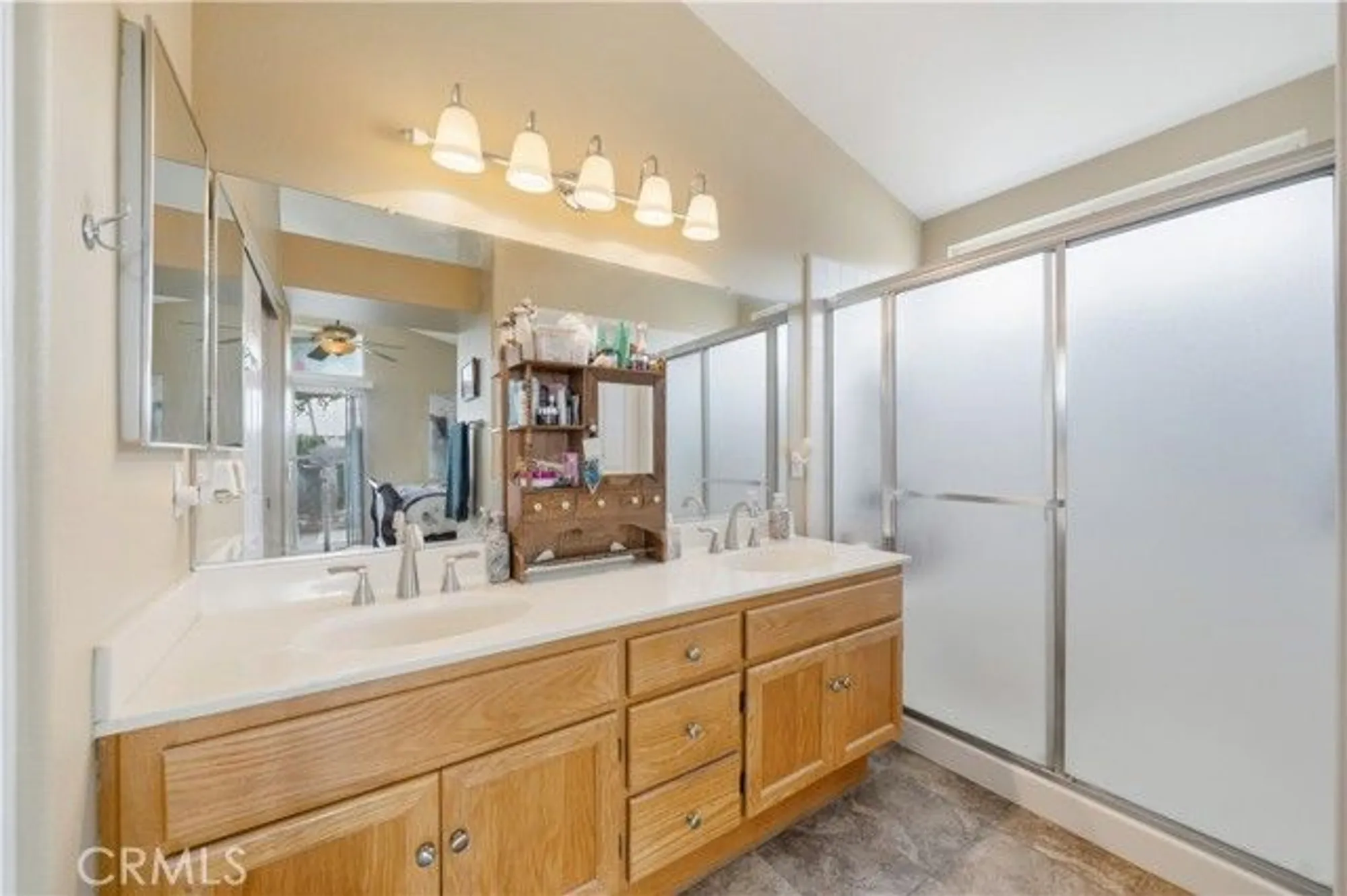 Property Slideshow image 22 of 47 | 24165 corte valente, Murrieta, CA, 92562