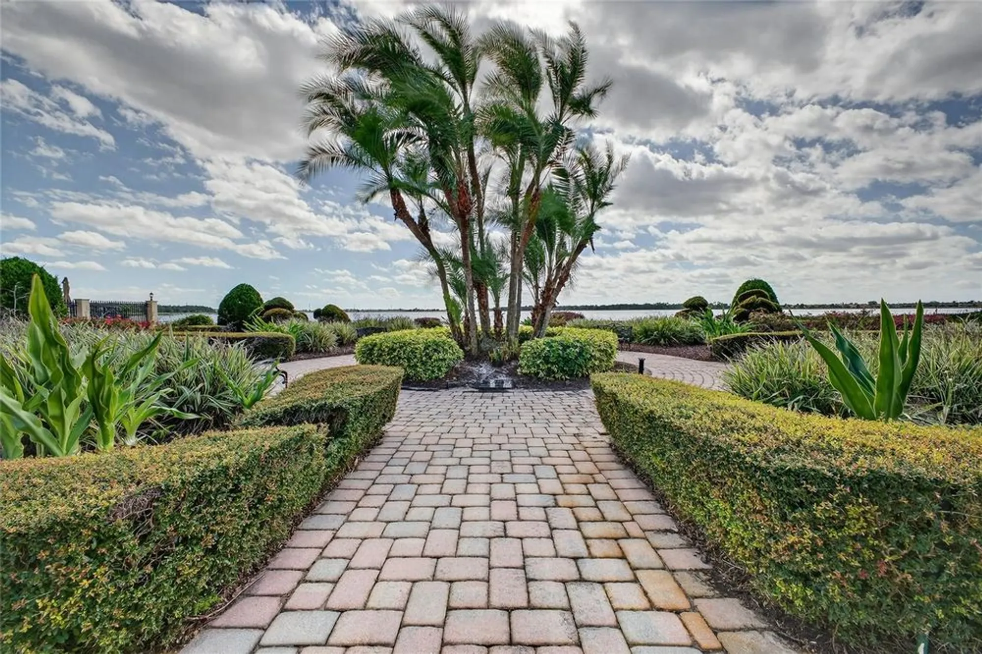 Property Slideshow image 46 of 48 | 5461 hogan ln, Winter Haven, FL, 33884