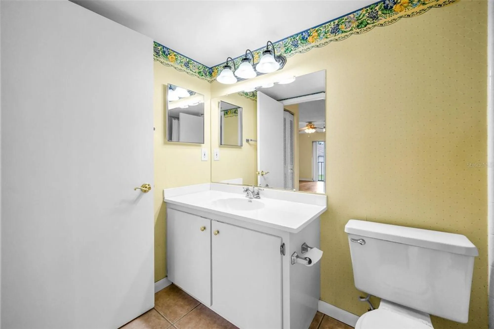 Property Slideshow image 34 of 62 | 2687 pine ridge way f2, Palm Harbor, FL, 34684