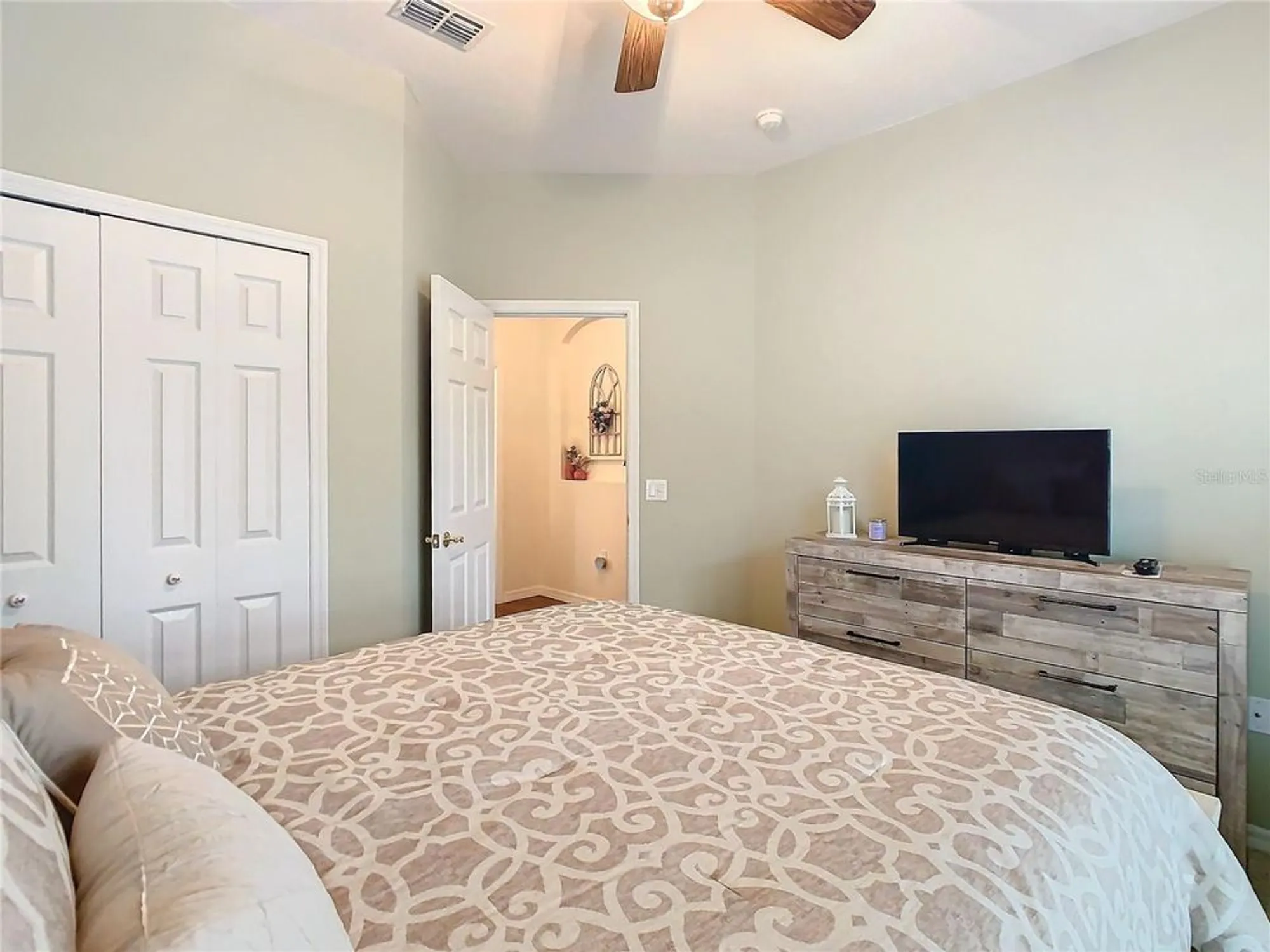 Property Slideshow image 28 of 48 | 501 heartwell dr, Poinciana, FL, 34759