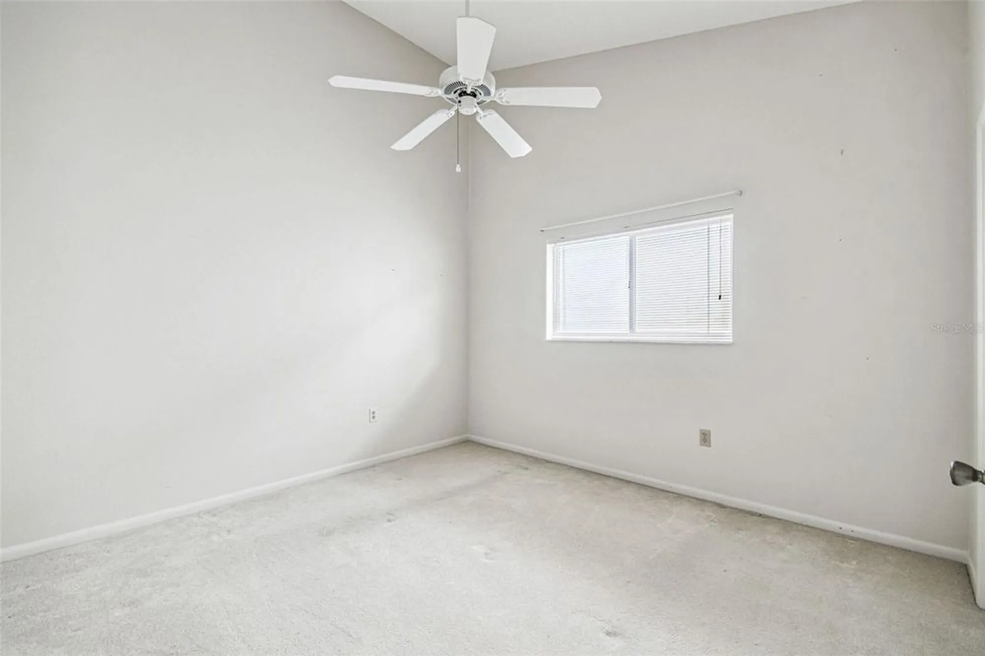 Property Slideshow image 46 of 86 | 8157 hidden hills dr, Spring Hill, FL, 34606