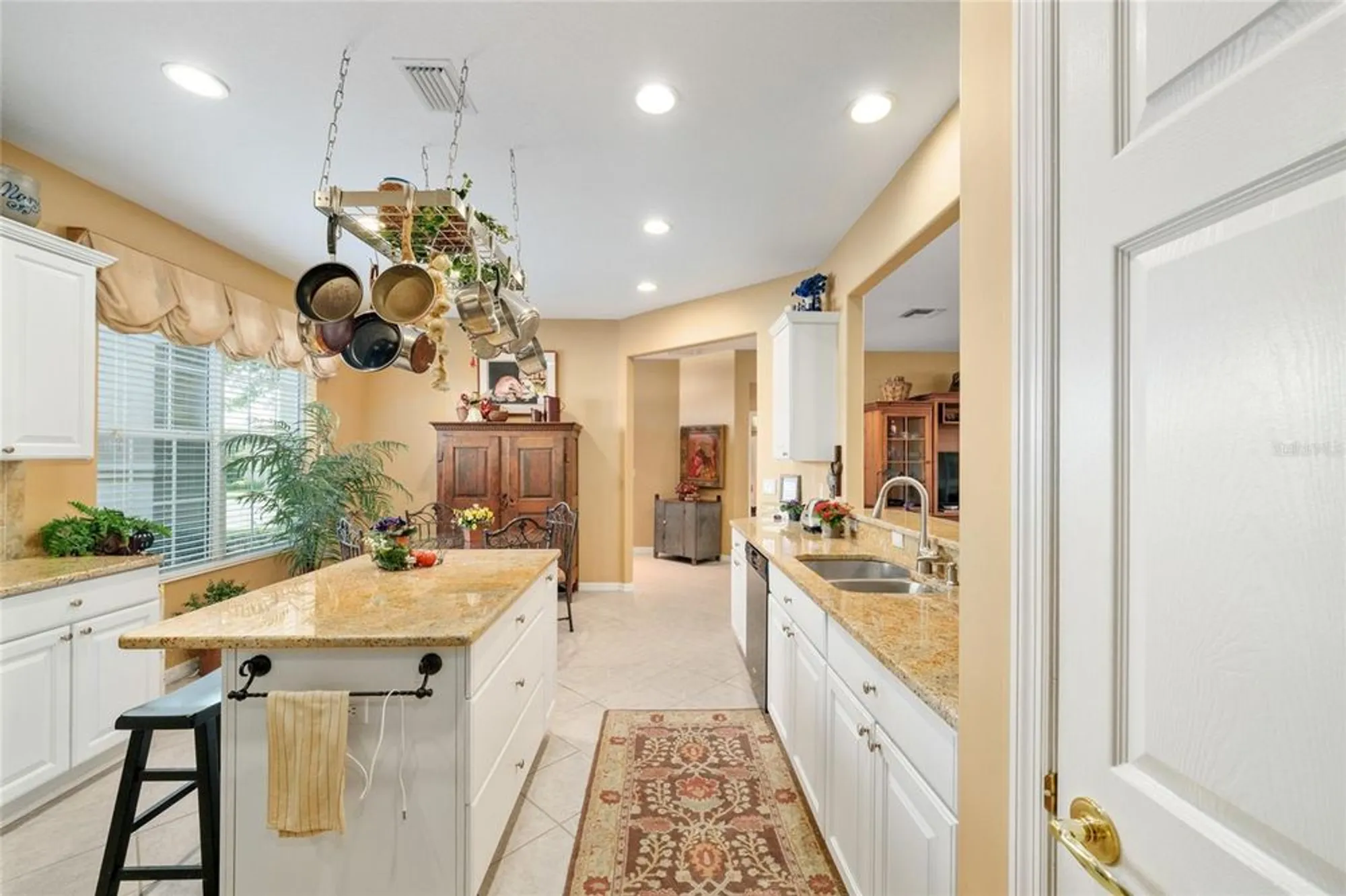 Property Slideshow image 10 of 58 | 12150 se 91st ter, Summerfield, FL, 34491