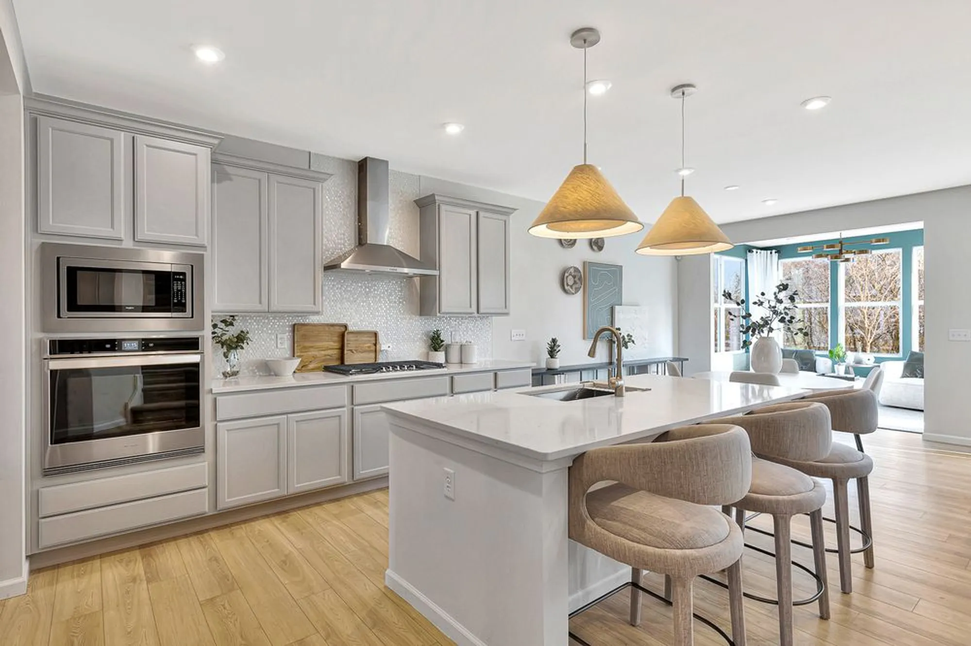 Property Slideshow image 4 of 17 | 3190 peyton cir, Aurora, IL, 60503