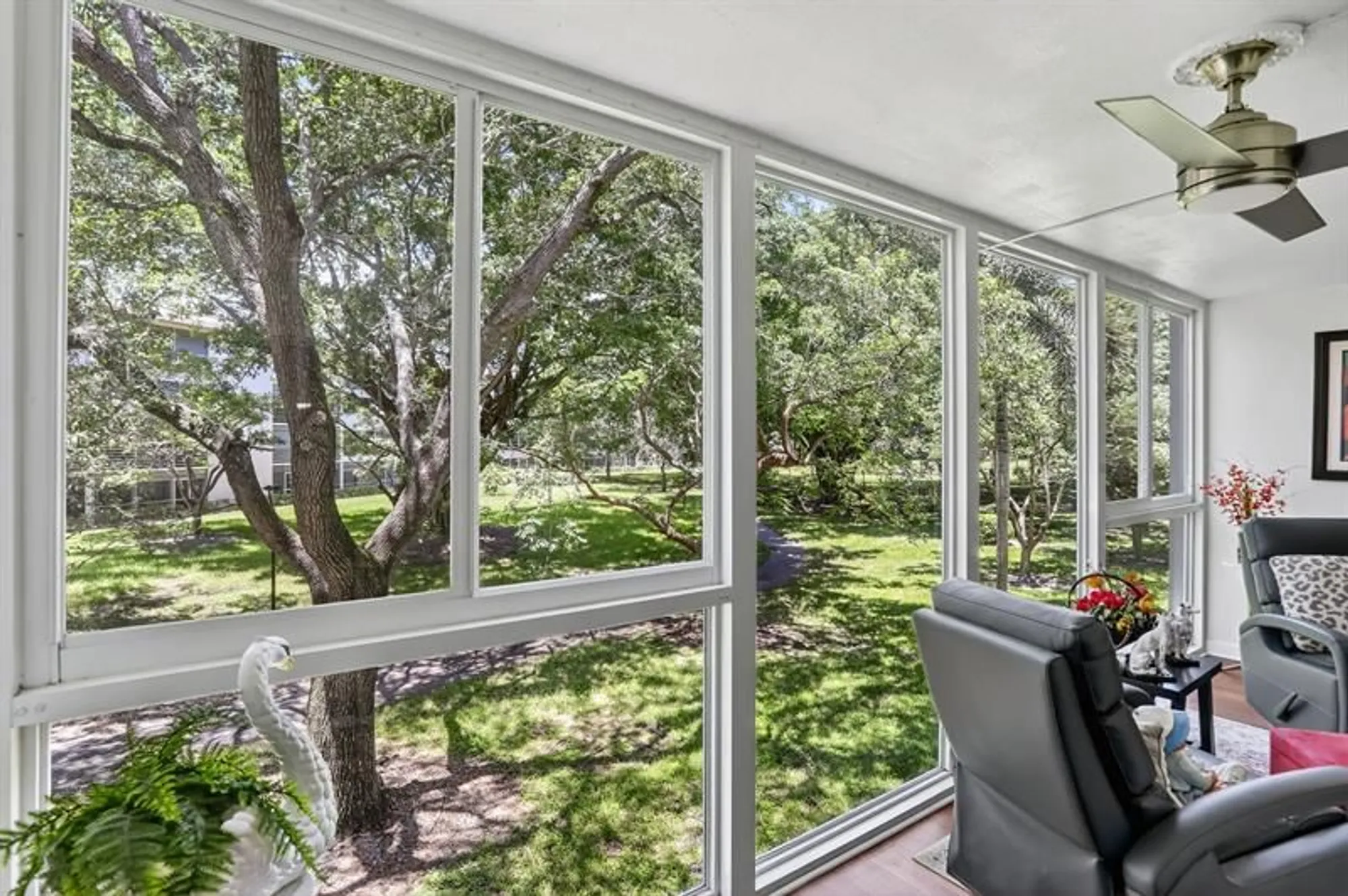 Property Slideshow image 16 of 50 | 2403 antigua cir b2, Coconut Creek, FL, 33066