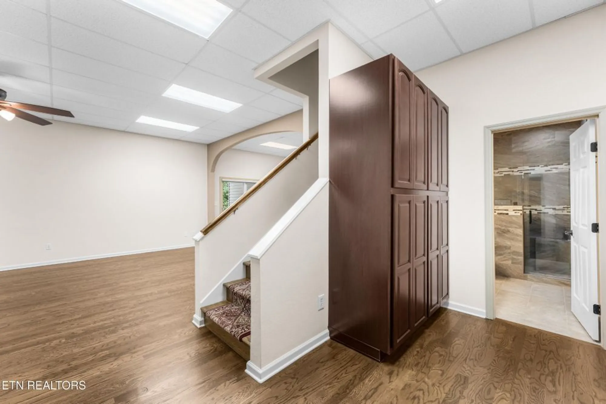 Property Slideshow image 40 of 60 | 407 tecumseh pt, Loudon, TN, 37774