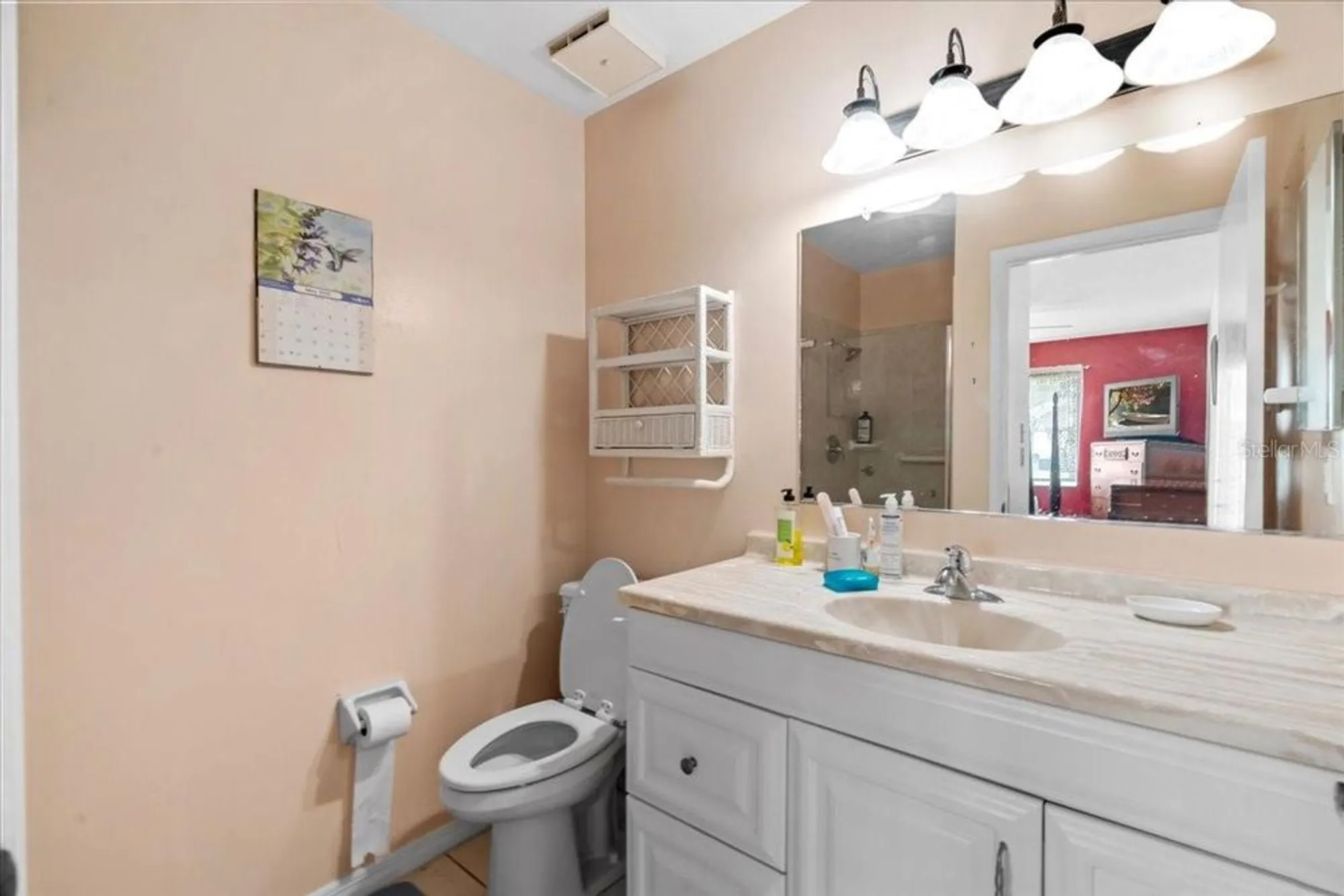 Property Slideshow image 16 of 34 | 2214 highclere cir # 6, Sun City Center, FL, 33573