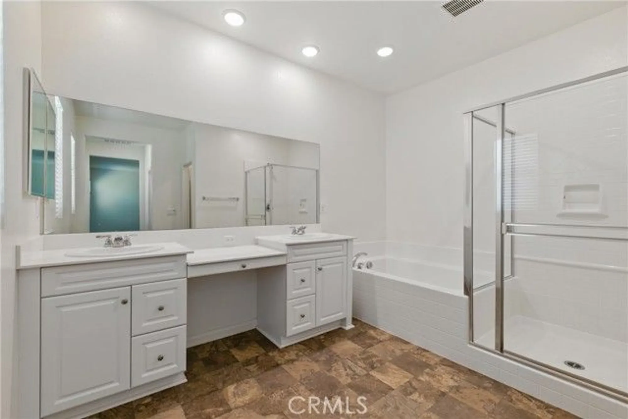 Property Slideshow image 18 of 39 | 24583 acadia dr, Corona, CA, 92883