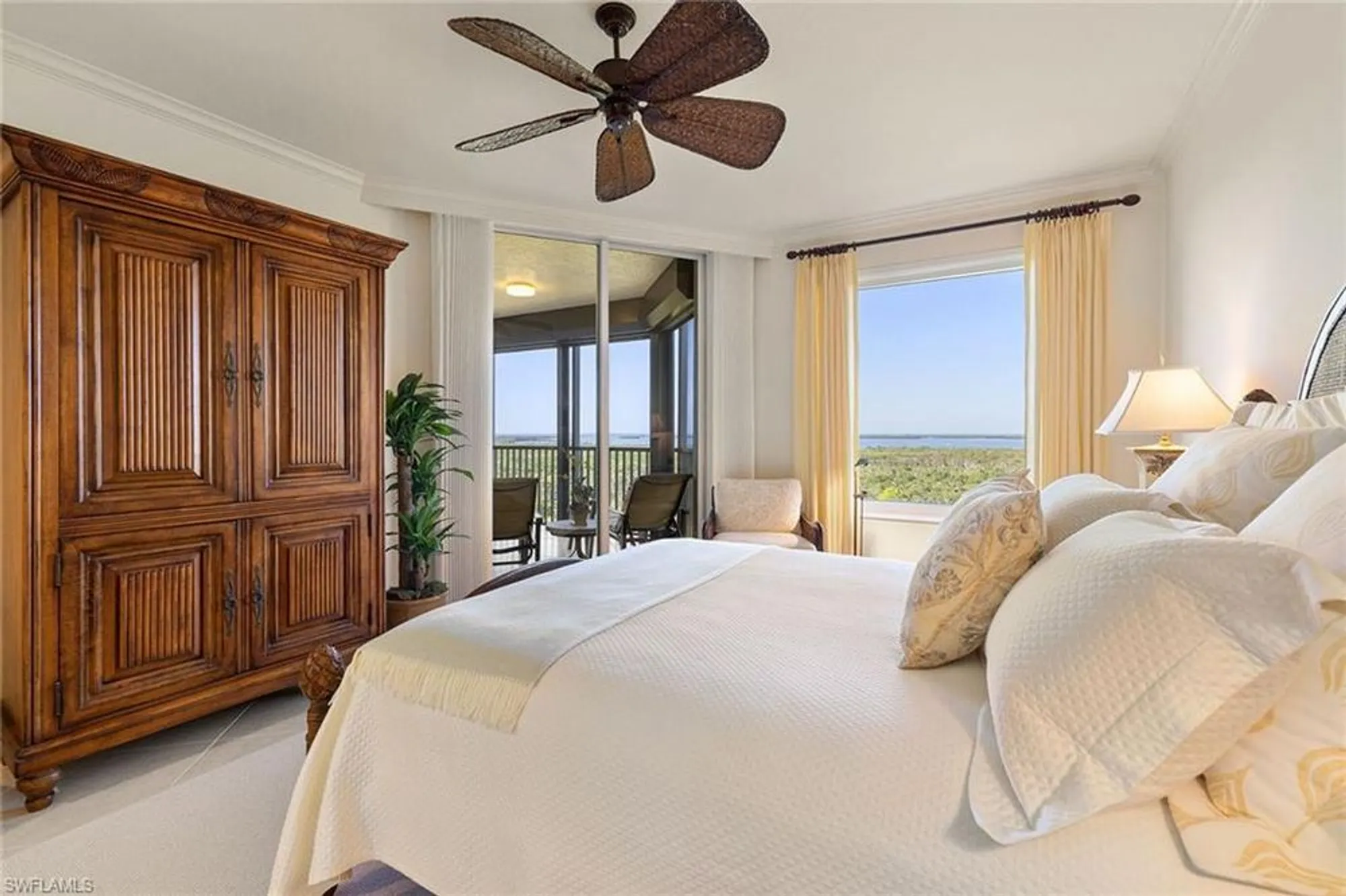 Property Slideshow image 26 of 49 | 23650 via veneto blvd 902, Estero, FL, 34134