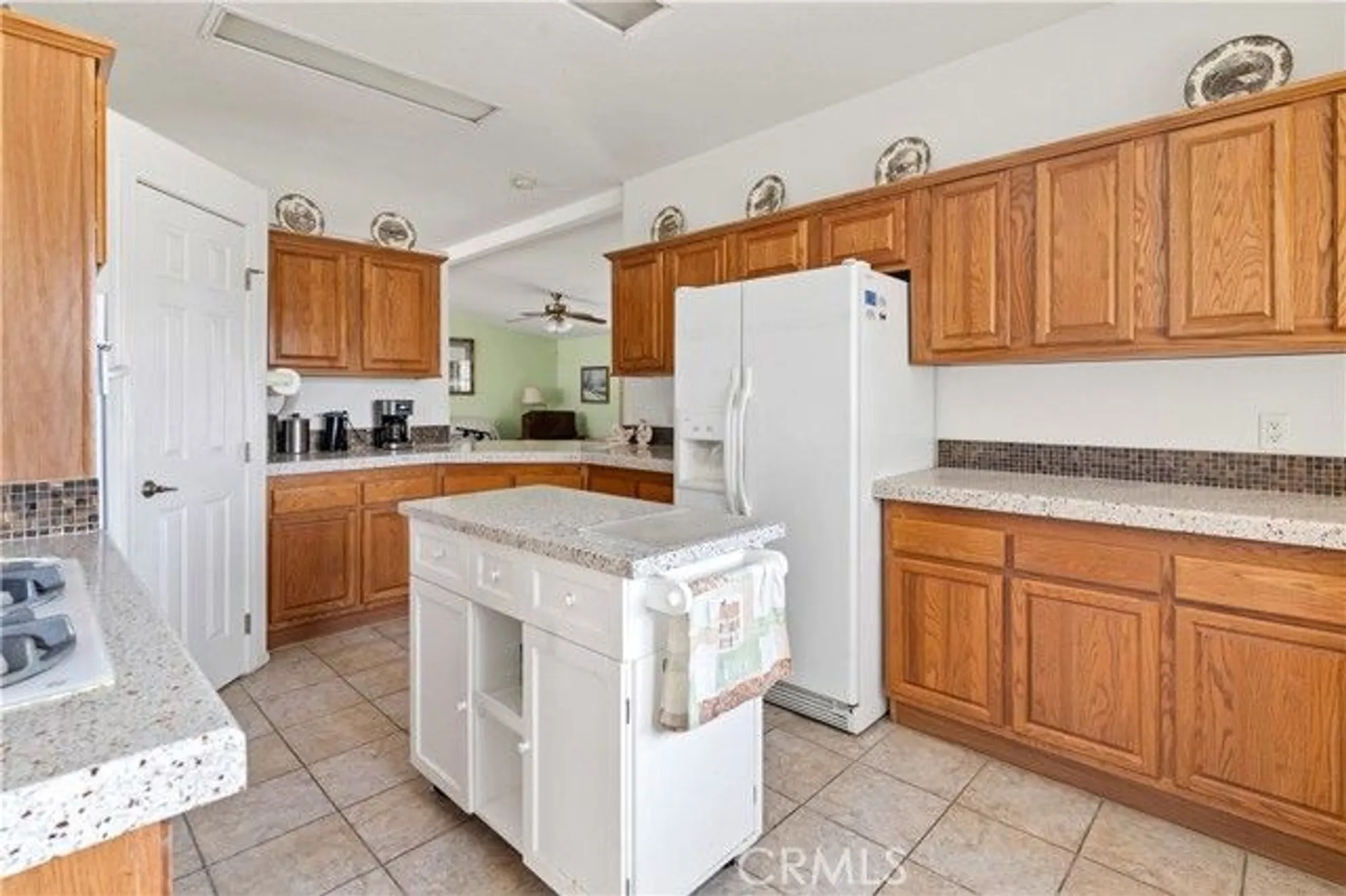 Property Slideshow image 19 of 42 | 1651 willow leaf dr, Hemet, CA, 92545