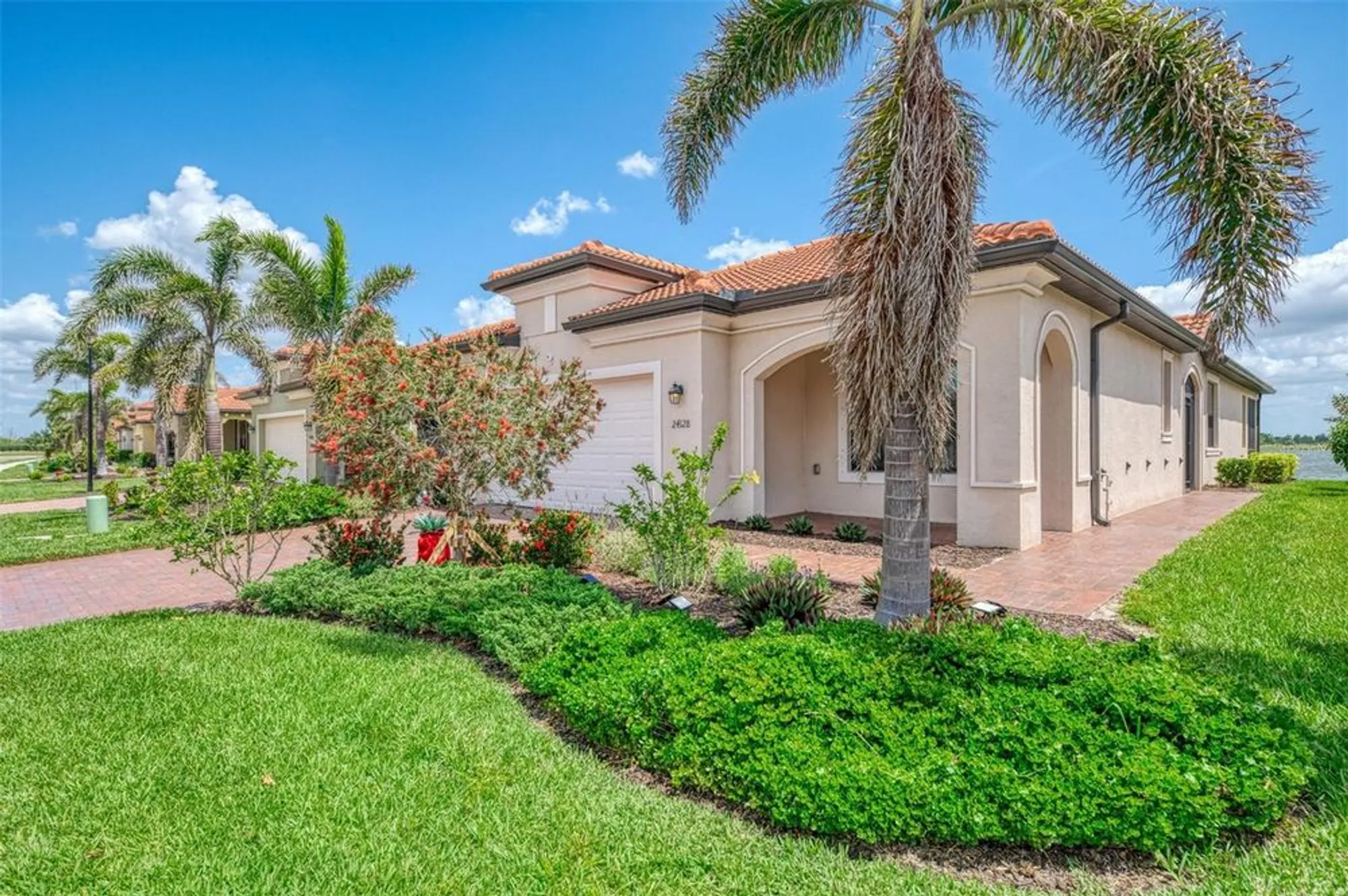 Property Slideshow image 8 of 95 | 24128 spartina dr, Venice, FL, 34293