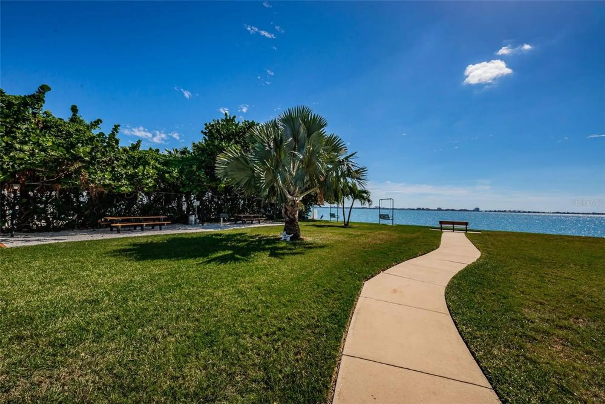 Property Slideshow image 25 of 30 | 3010 59th st 303, Gulfport, FL, 33707