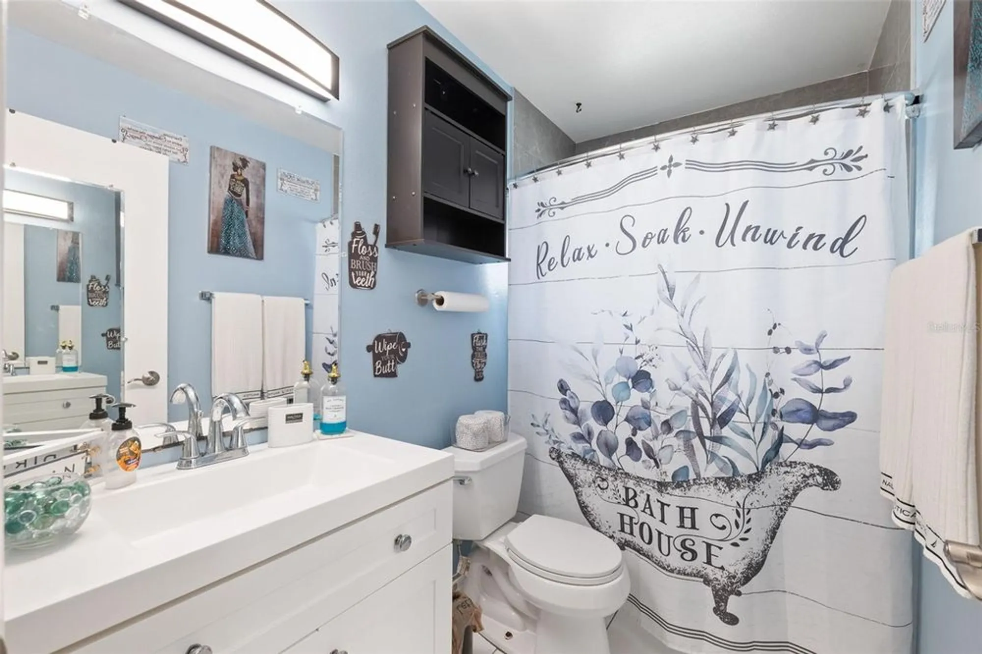 Property Slideshow image 4 of 19 | 1205 hacienda dr, Sun City Center, FL, 33573