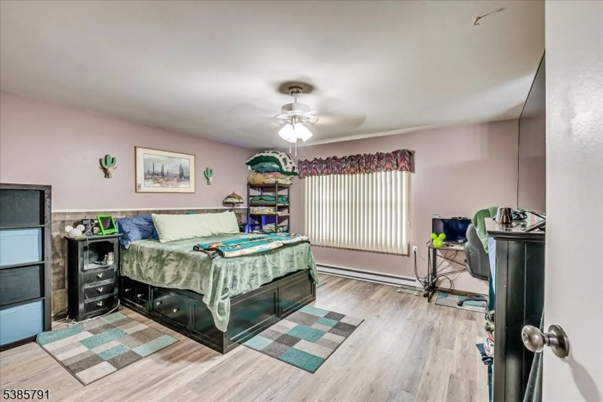Property Slideshow image 16 of 34 | 1052 shetland dr, Lakewood Twp., NJ, 08701