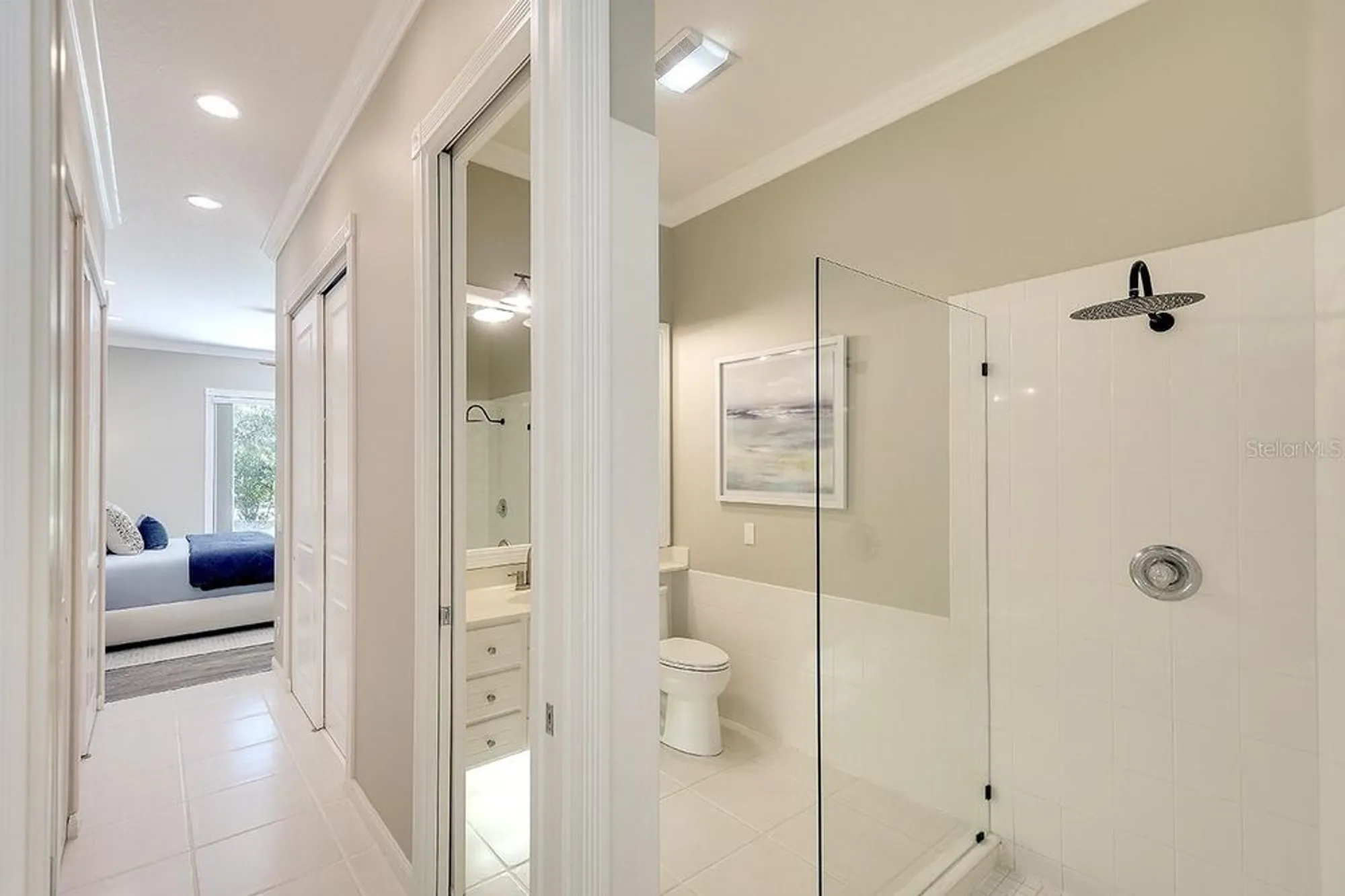 Property Slideshow image 28 of 50 | 5877 ferrara dr, Sarasota, FL, 34238