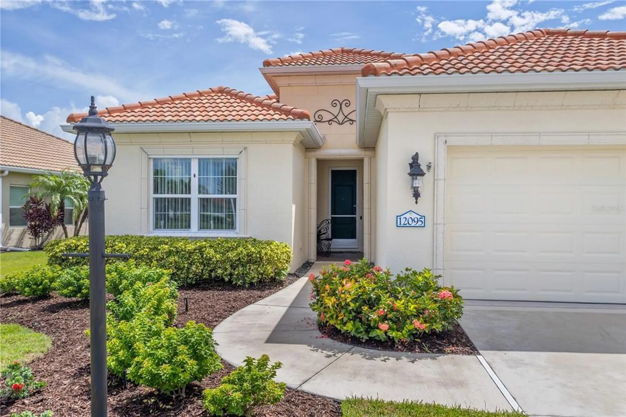 Property Slideshow image 36 of 44 | 12095 stuart dr, Venice, FL, 34293