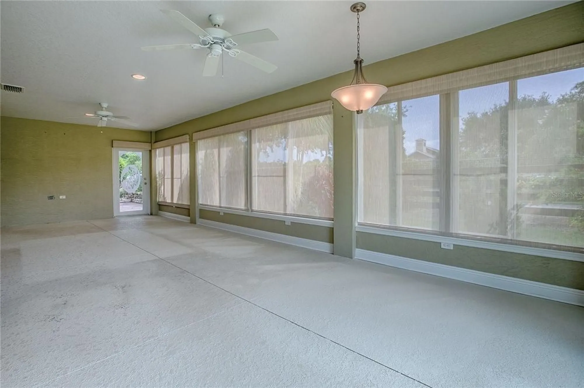 Property Slideshow image 53 of 73 | 527 beville pl, The Villages, FL, 32163