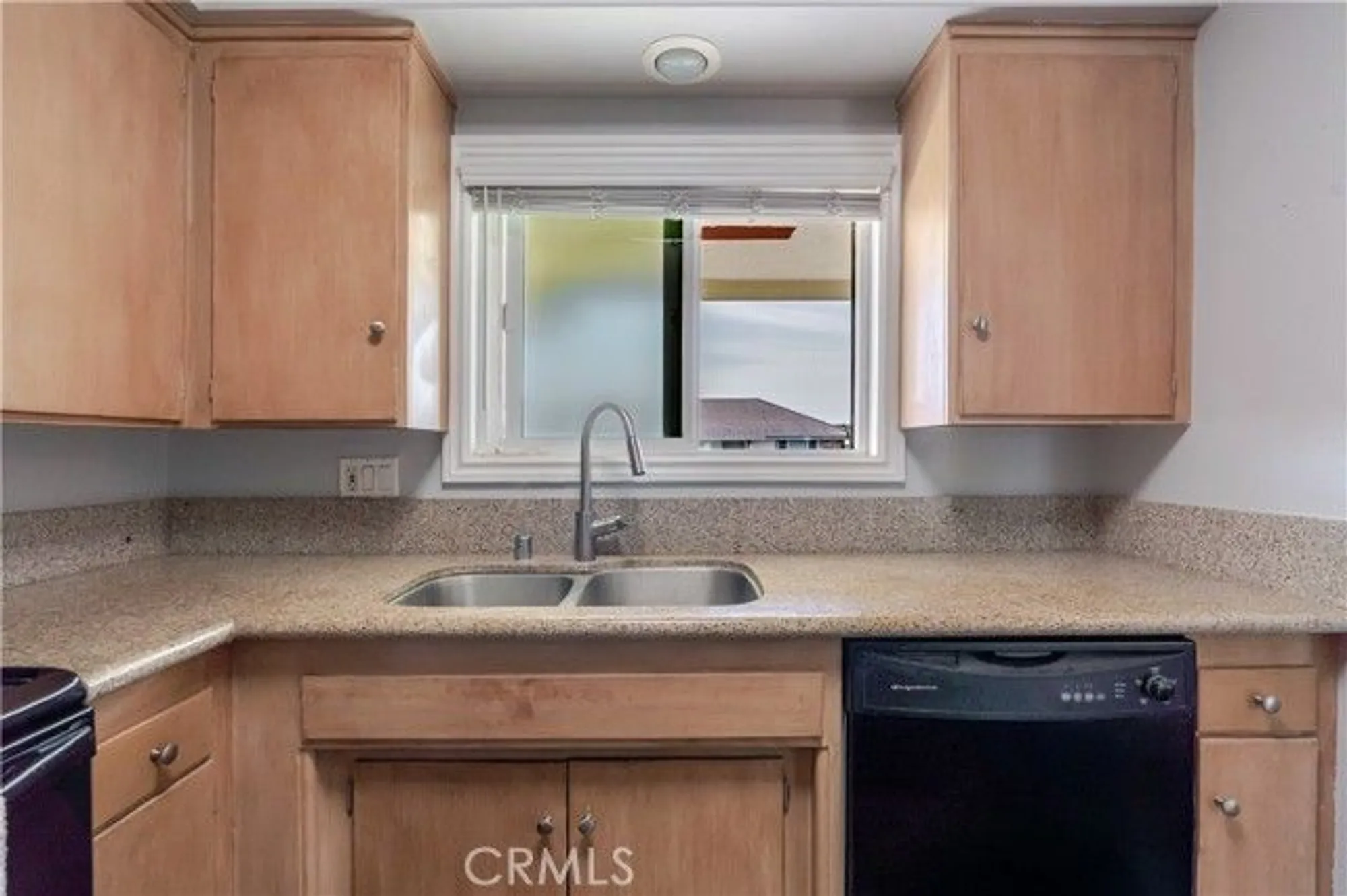 Property Slideshow image 6 of 23 | 22631 maple ave b, Torrance, CA, 90505