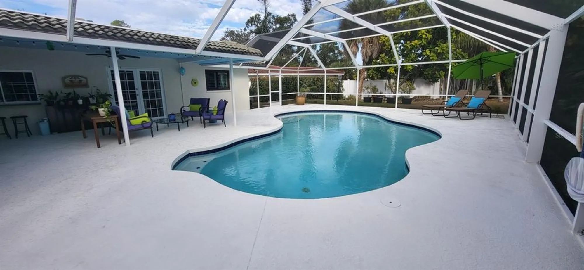 Property Slideshow image 26 of 31 | 3619 pembrook dr, Sarasota, FL, 34239