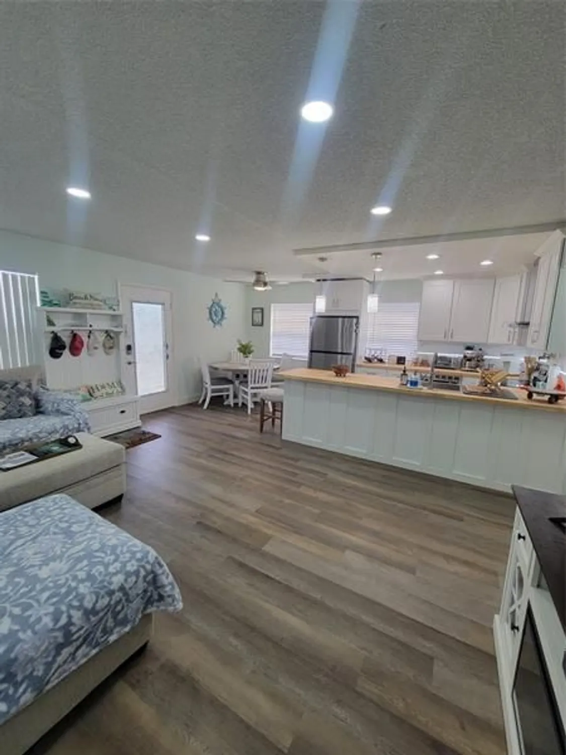 Property Slideshow image 9 of 39 | 480 capri j # 480, Delray Beach, FL, 33484