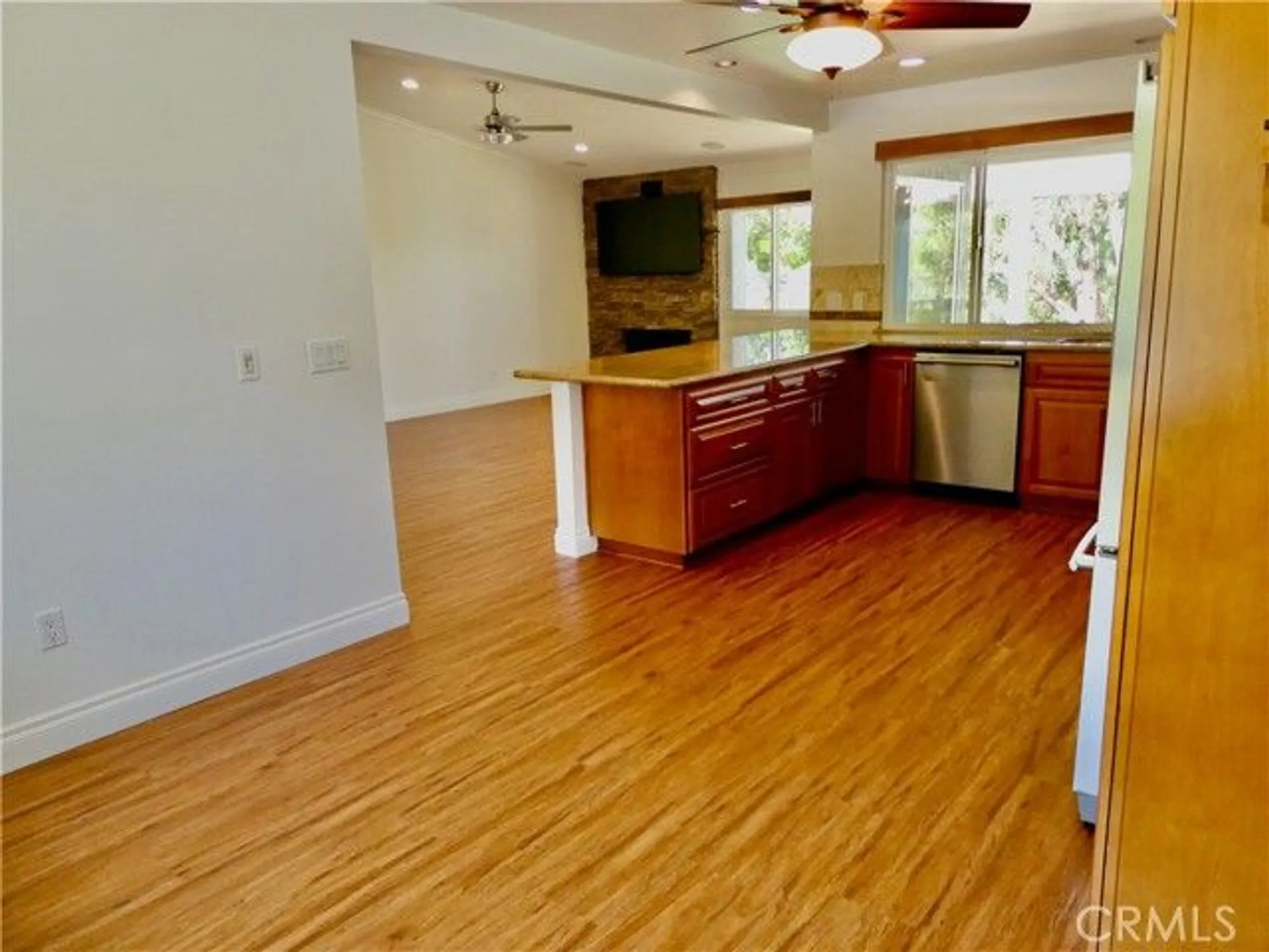 Property Slideshow image 21 of 72 | 23531 via murillo, Mission Viejo, CA, 92692