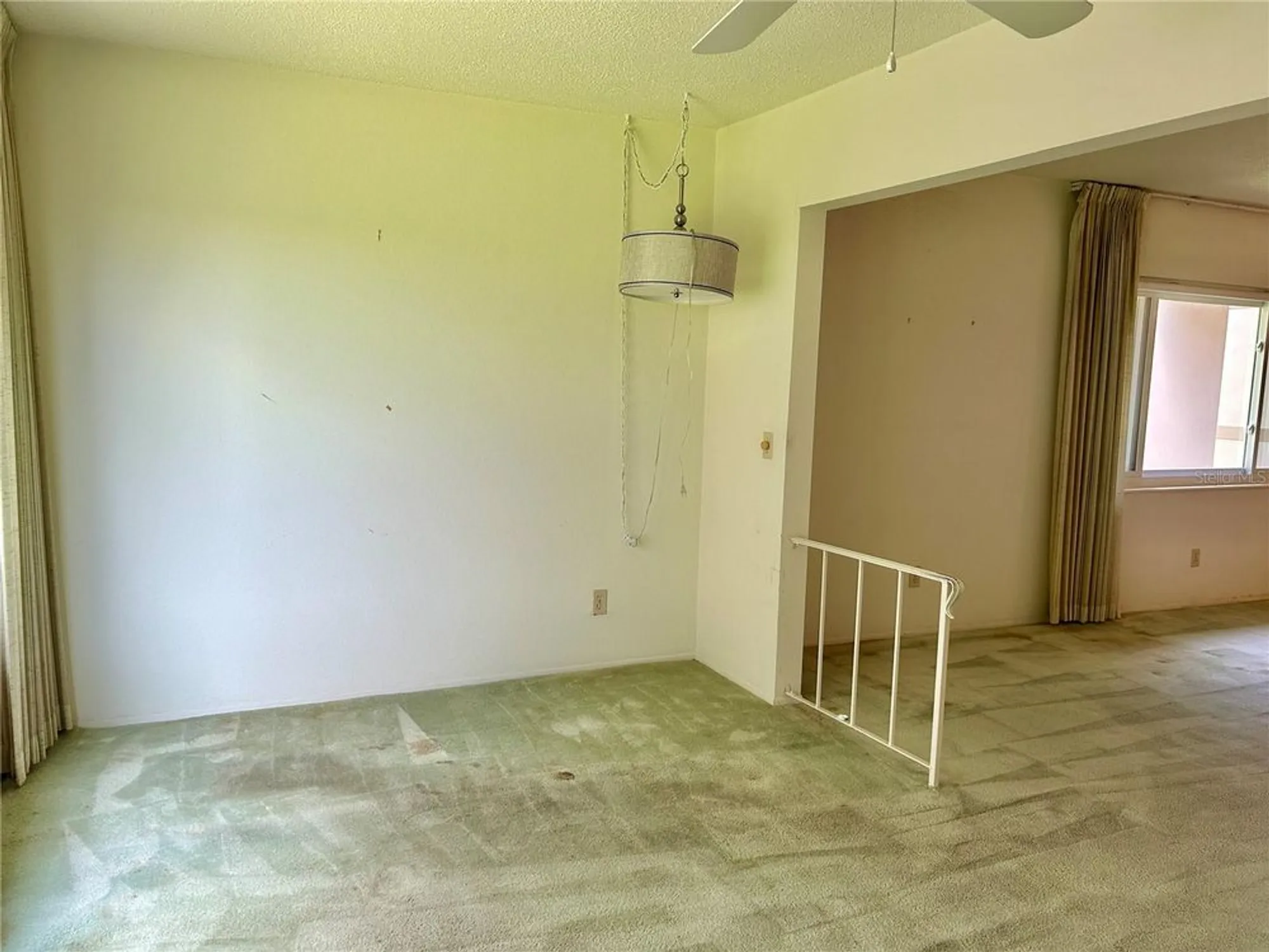 Property Slideshow image 18 of 57 | 2350 haitian dr 60, Clearwater, FL, 33763