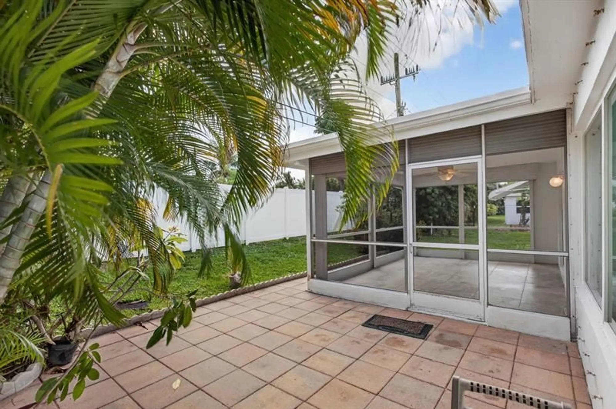 Property Slideshow image 4 of 34 | 2930 nw 1st ave, Pompano Beach, FL, 33064