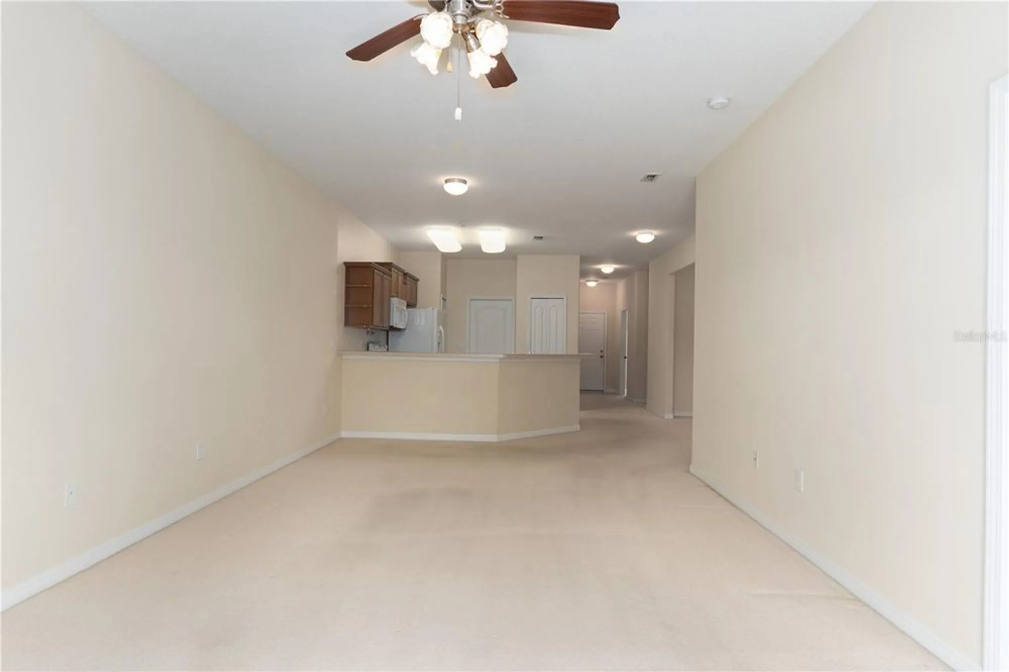 Property Slideshow image 8 of 33 | 3201 sonesta ct b, Clermont, FL, 34711