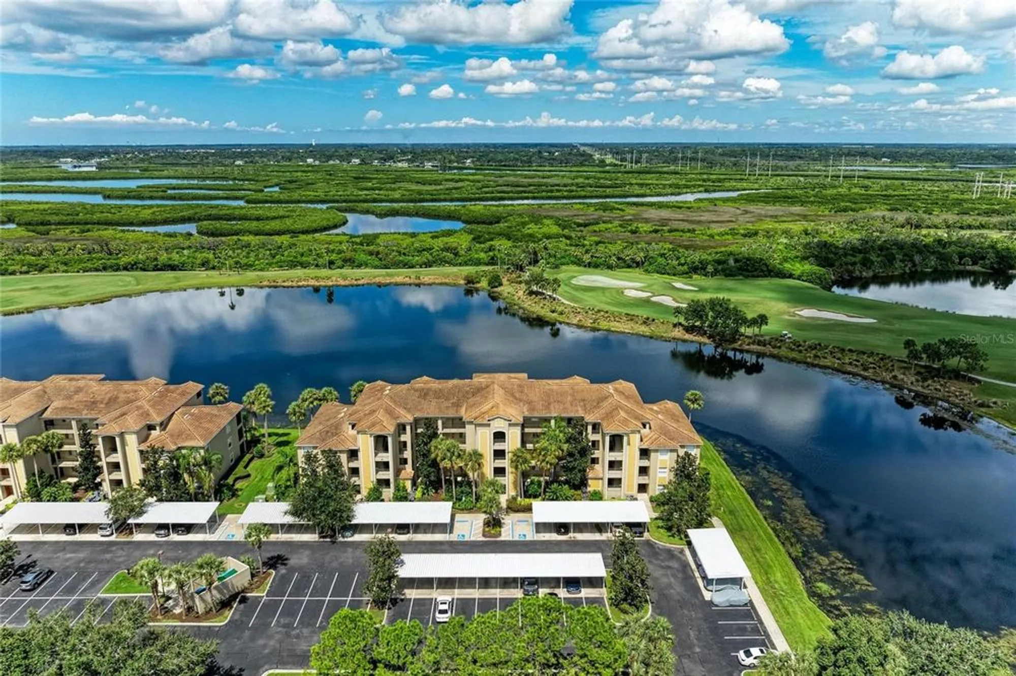 Property Slideshow image 6 of 77 | 7911 grand estuary trl unit 108, Bradenton, FL, 34212