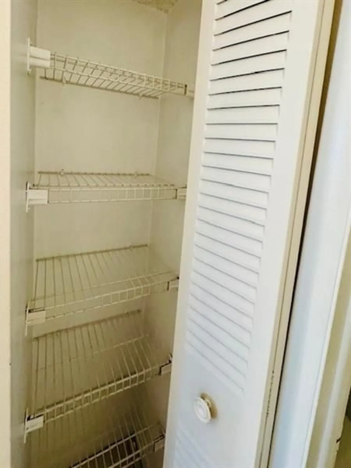 Property Slideshow image 7 of 16 | 9401 lime bay blvd apt 114, Tamarac, FL, 33321
