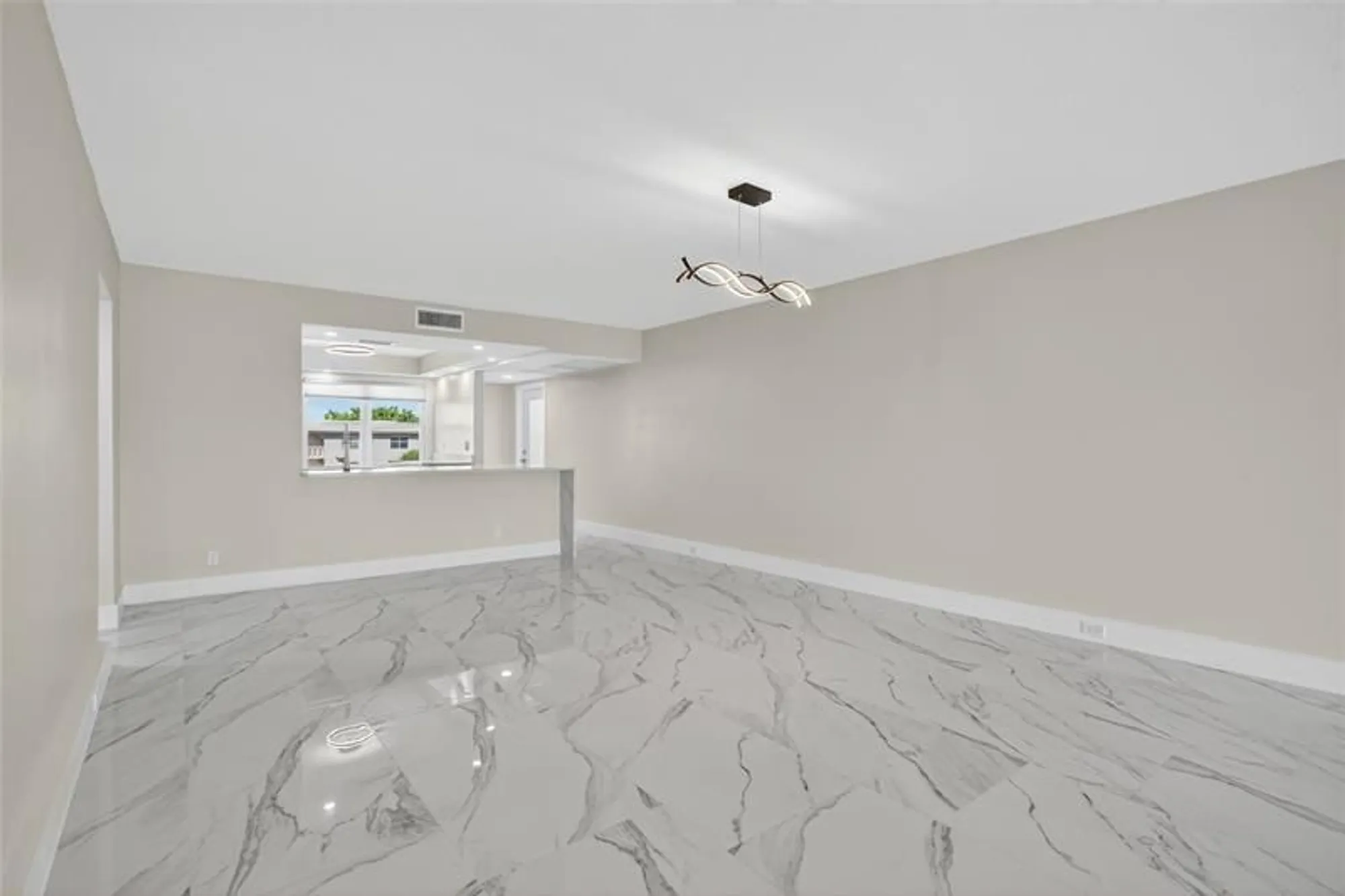 Property Slideshow image 13 of 83 | 3303 aruba way o4, Coconut Creek, FL, 33066