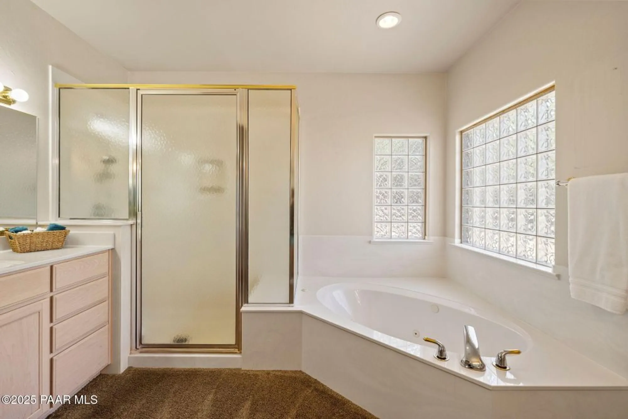 Property Slideshow image 18 of 46 | 1014 yavapai hills dr, Prescott, AZ, 86301