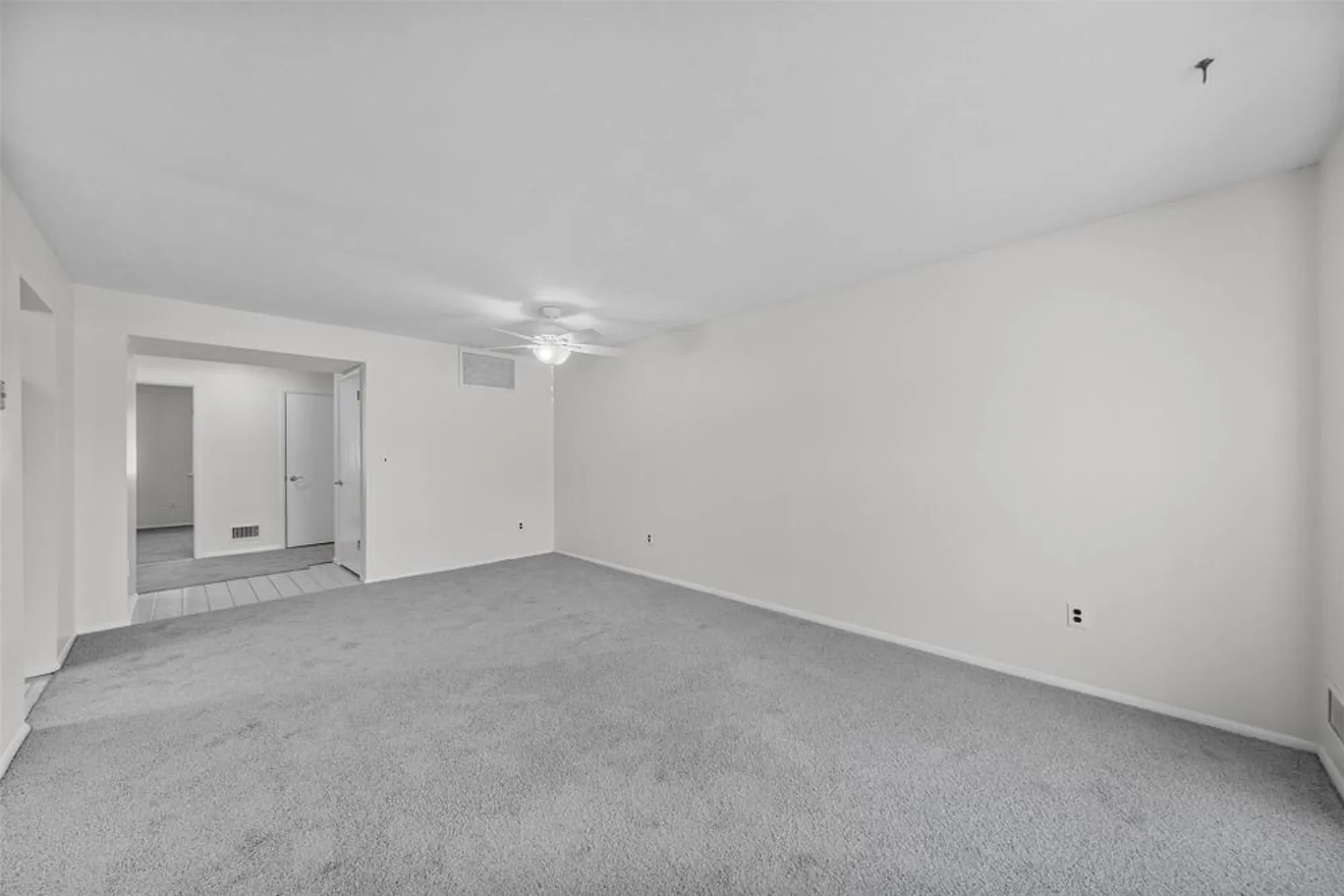 Property Slideshow image 9 of 37 | 156 carriage ct g, Yorktown Heights, NY, 10598