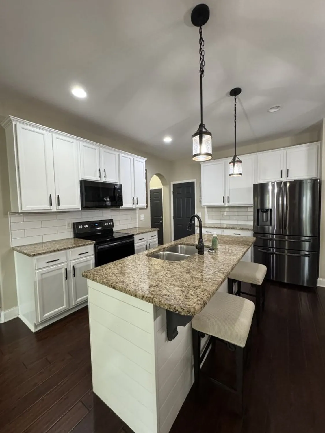 Property Slideshow image 9 of 39 | 609 saddlestone dr, Lebanon, TN, 37090