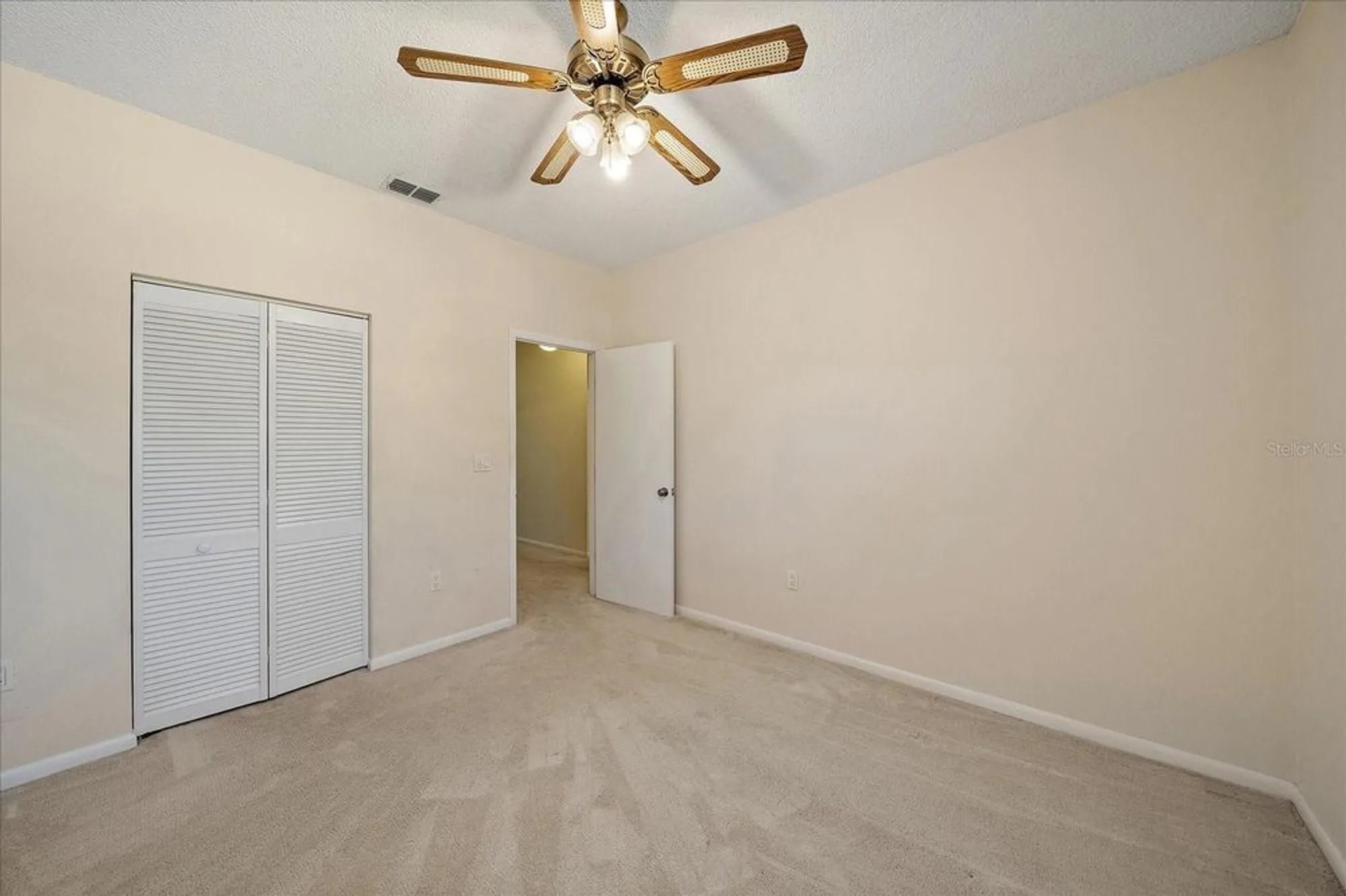 Property Slideshow image 28 of 44 | 5268 heron way 204, Sarasota, FL, 34231