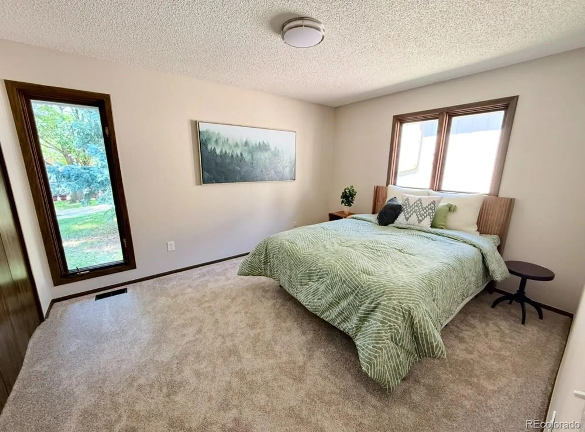 Property Slideshow image 13 of 32 | 53 douglas dr, Broomfield, CO, 80020