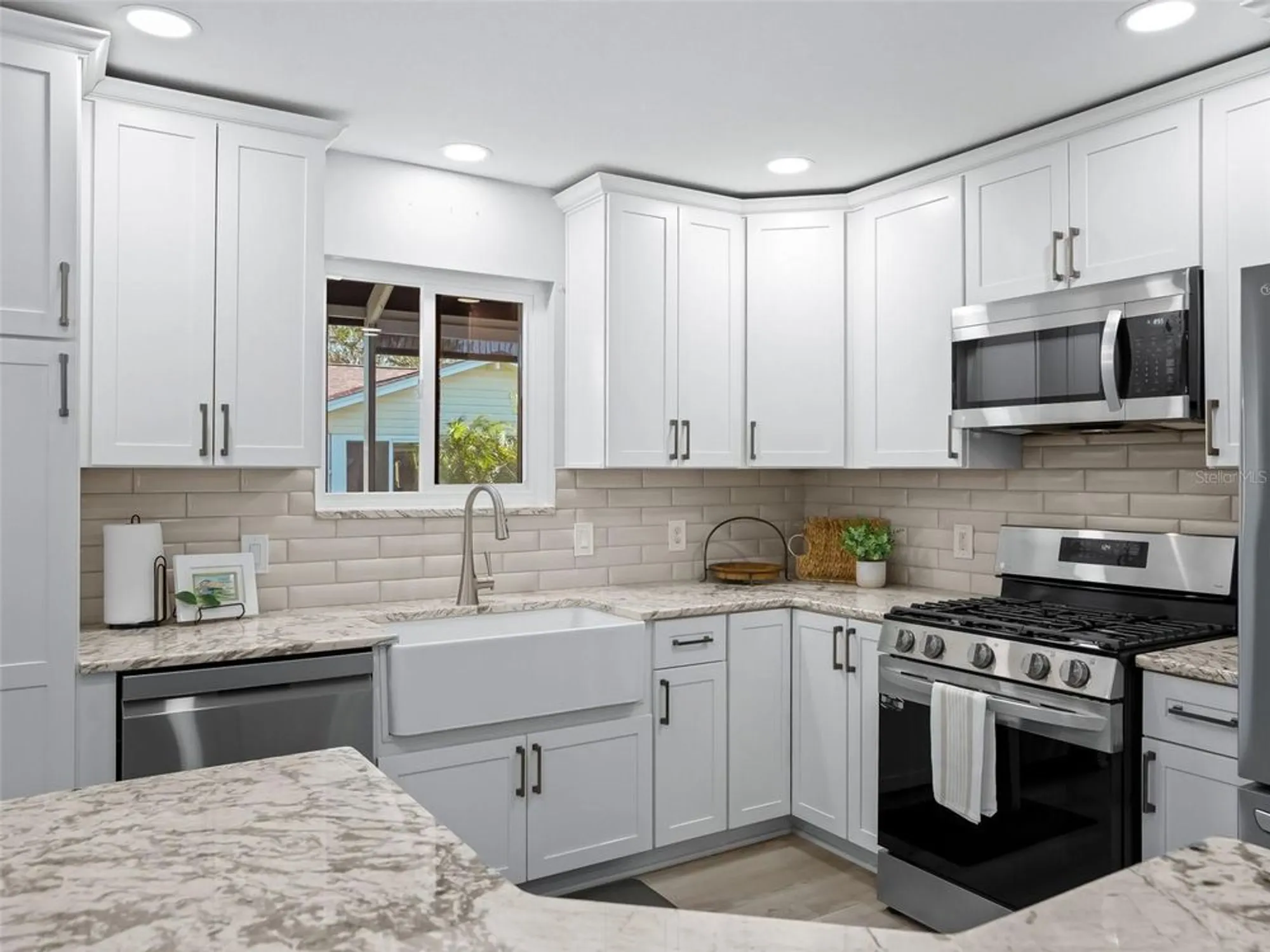 Property Slideshow image 18 of 54 | 17937 se 83rd pineland ter, The Villages, FL, 32162