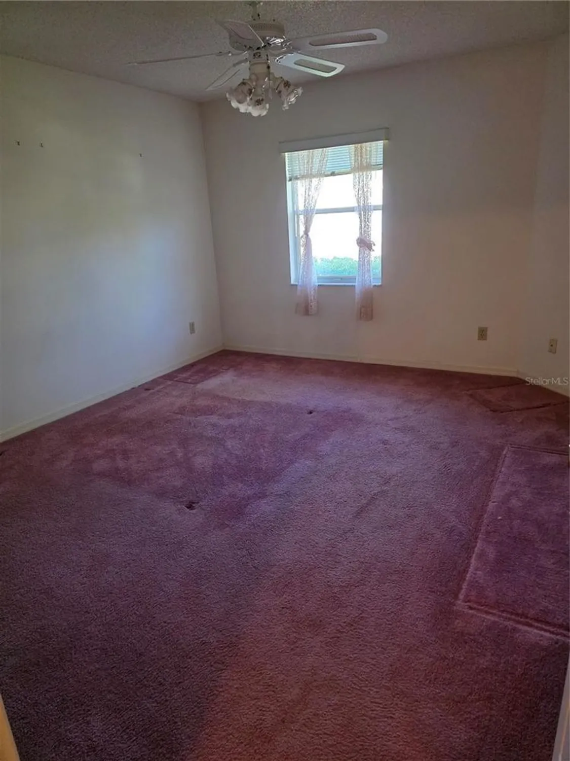 Property Slideshow image 12 of 21 | 9012 sw 91st cir, Ocala, FL, 34481