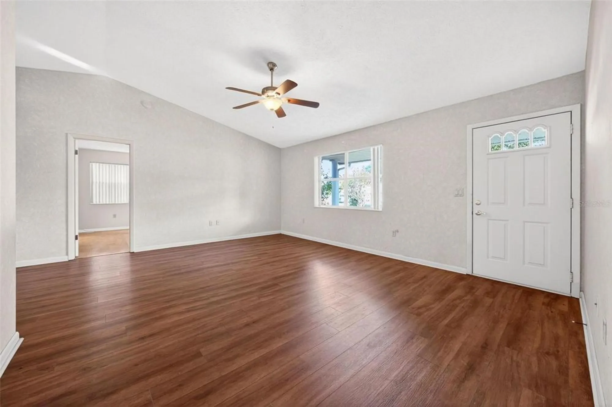 Property Slideshow image 6 of 34 | 2215 orkney dr, Leesburg, FL, 34788