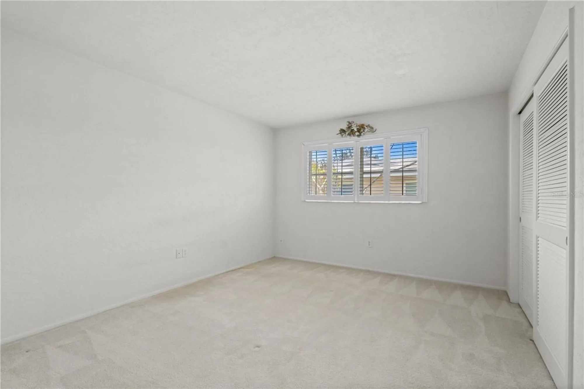 Property Slideshow image 25 of 35 | 3328 dartmouth ln 1012, Sarasota, FL, 34239