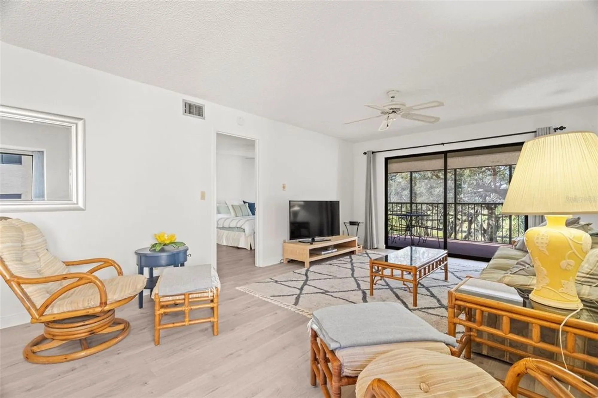 Property Slideshow image 10 of 24 | 1728 golfview dr # 1728, Tarpon Springs, FL, 34689