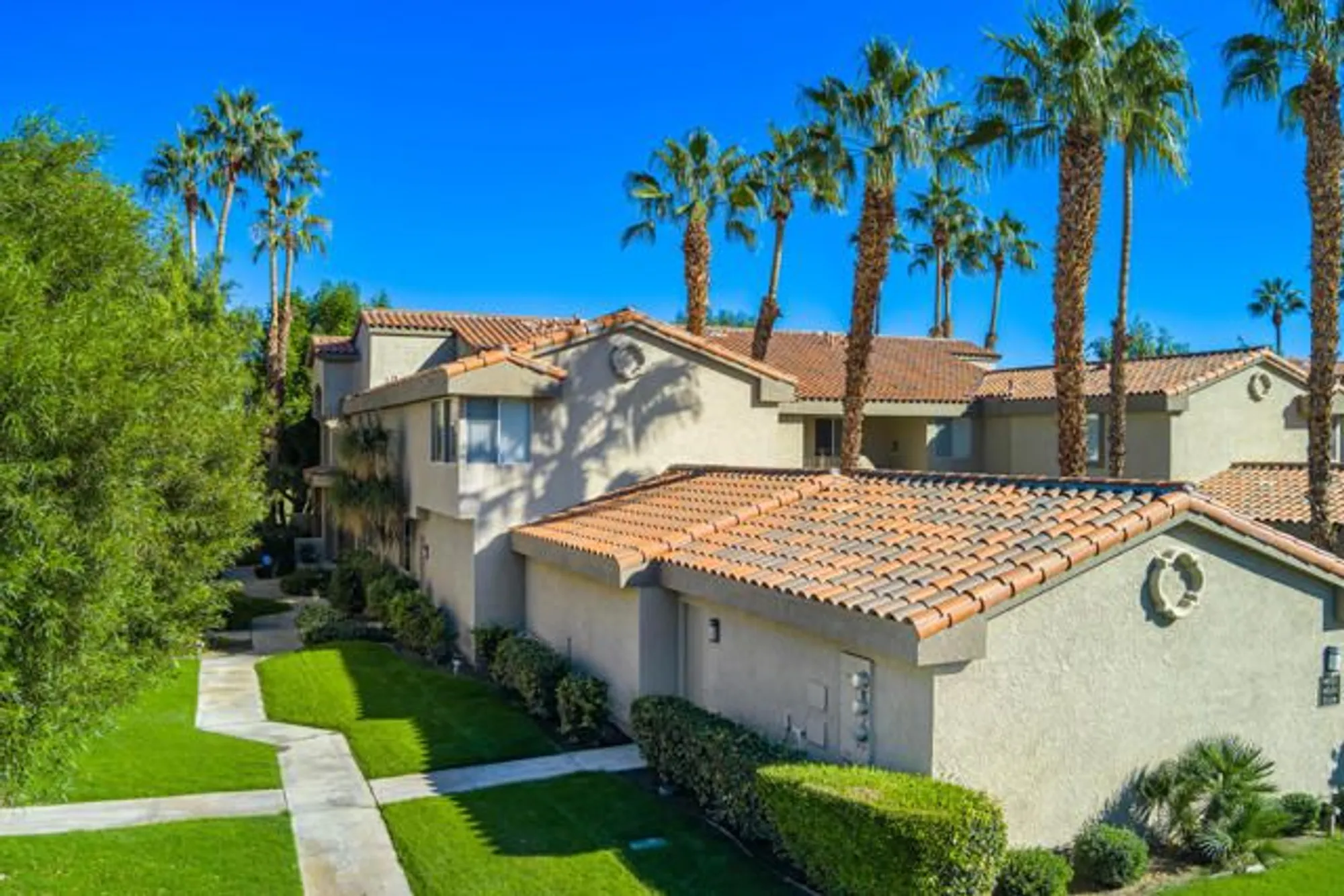 Property Slideshow image 20 of 50 | 55406 laurel vly, La Quinta, CA, 92253