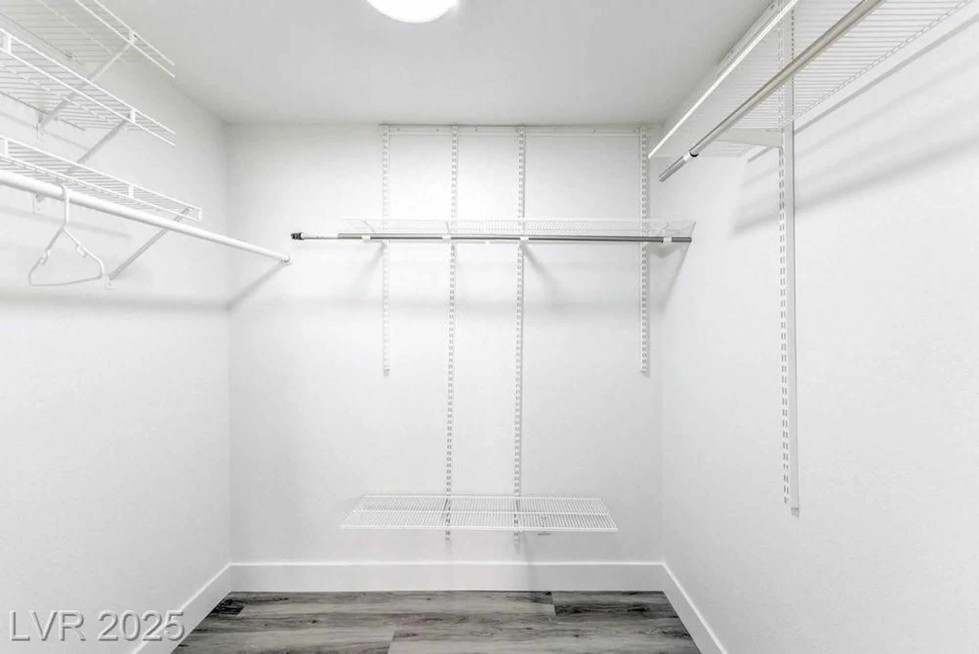 Property Slideshow image 34 of 63 | 5433 honey mesquite ln, Las Vegas, NV, 89130