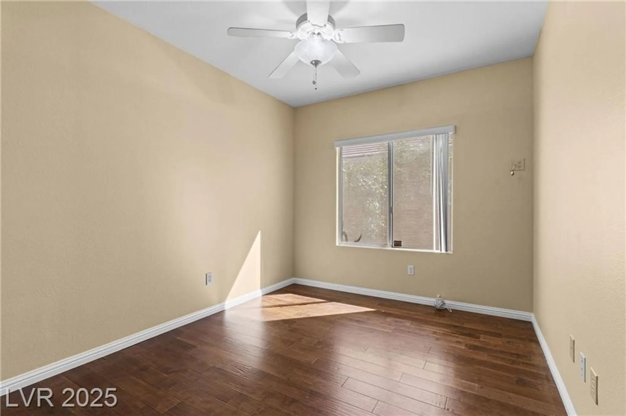 Property Slideshow image 28 of 40 | 2145 king mesa dr, Henderson, NV, 89012