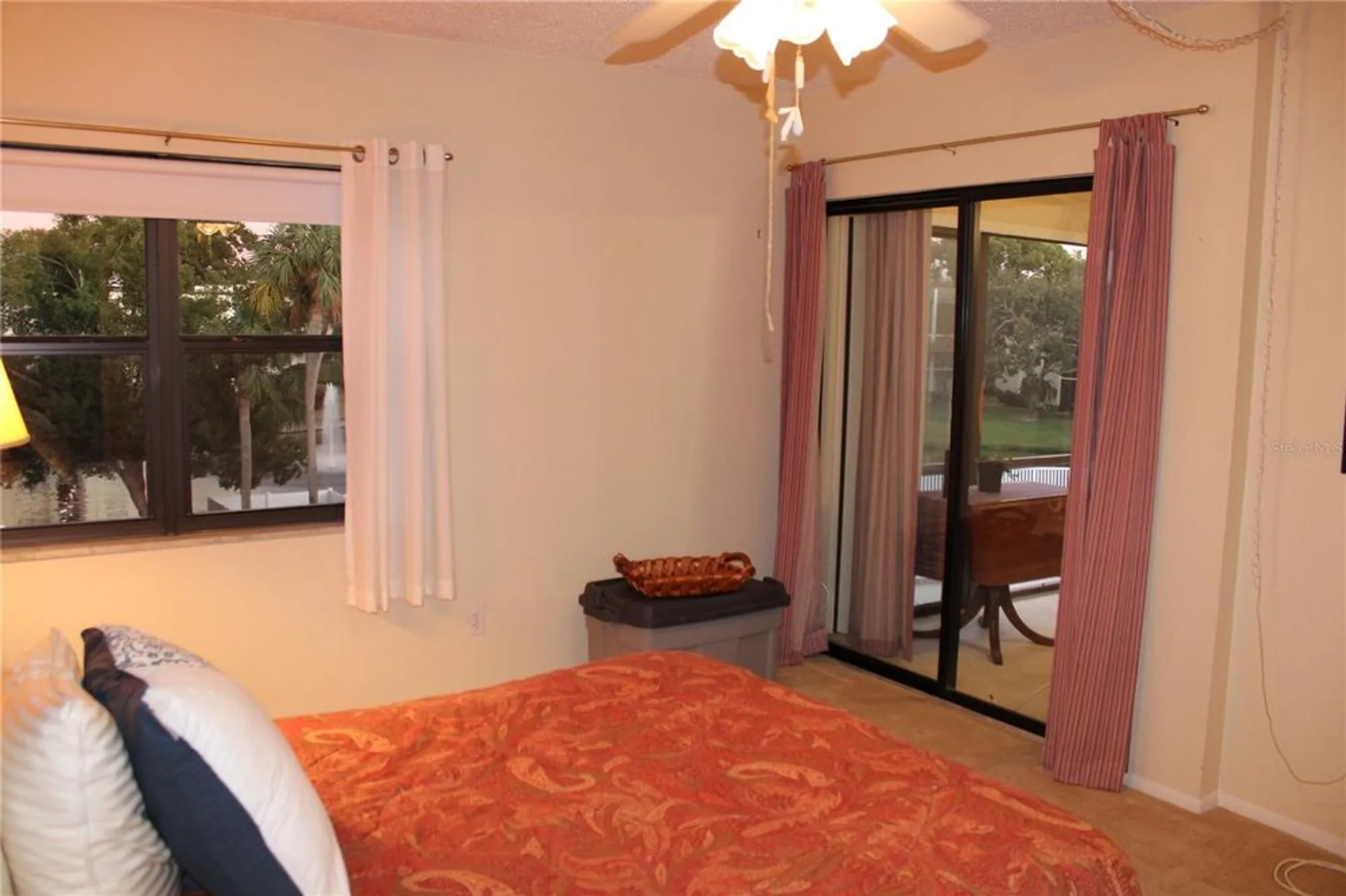 Property Slideshow image 13 of 26 | 14130 rosemary ln 5308, Largo, FL, 33774