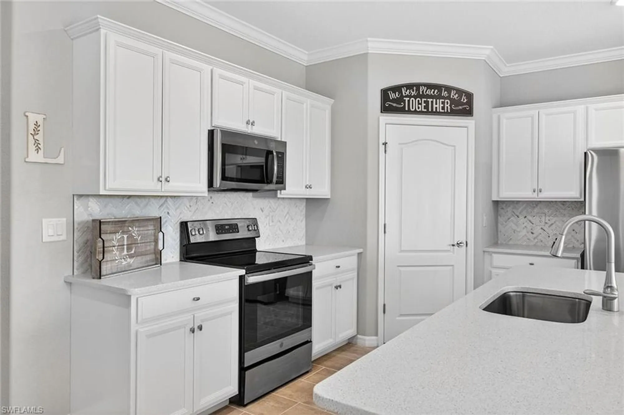 Property Slideshow image 12 of 38 | 19840 beechcrest pl, Estero, FL, 33928